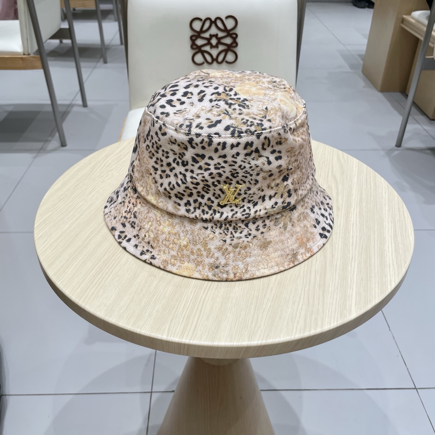   Lv路易威登2025新款豹纹渔夫帽，专柜经典款，男女通用