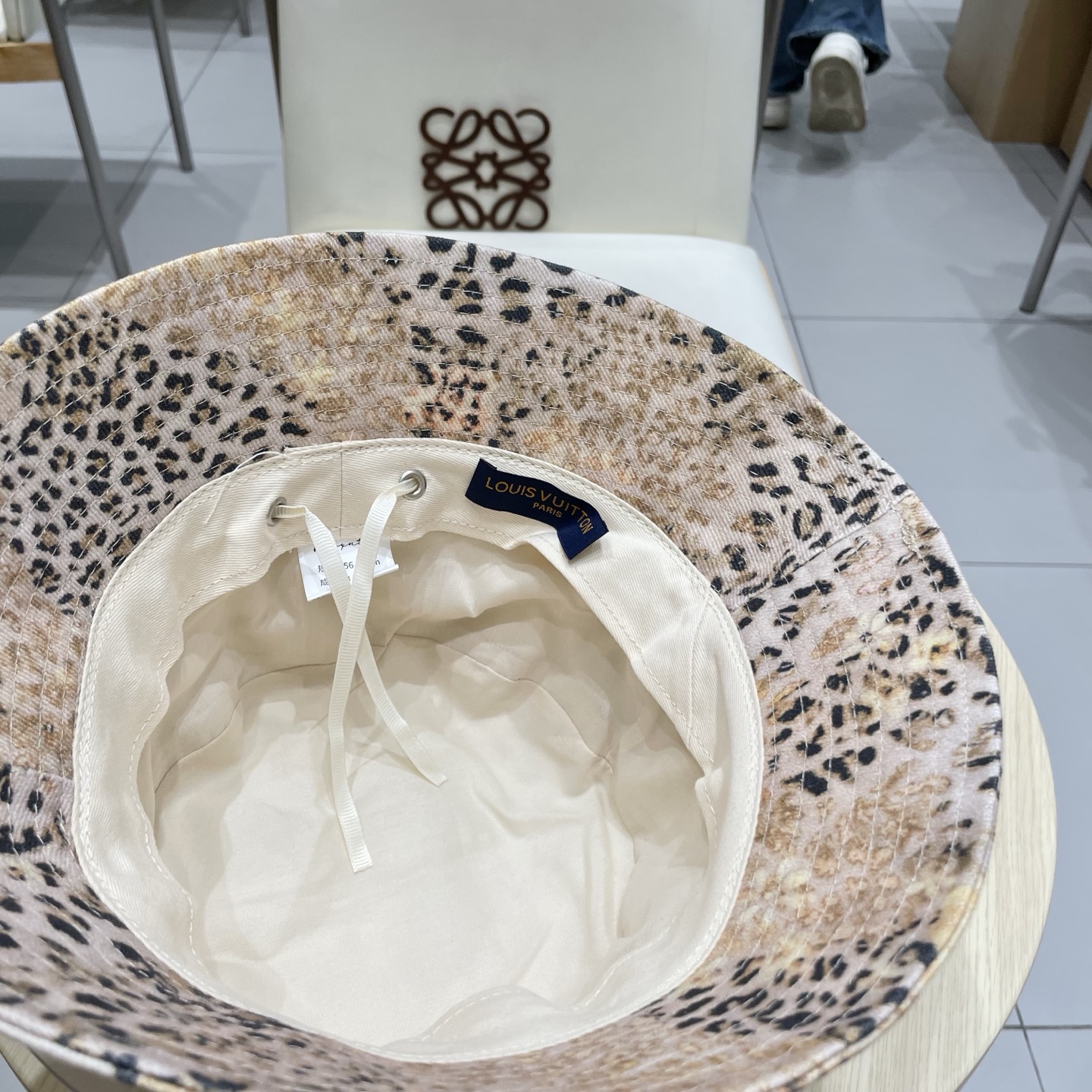   Lv路易威登2025新款豹纹渔夫帽，专柜经典款，男女通用