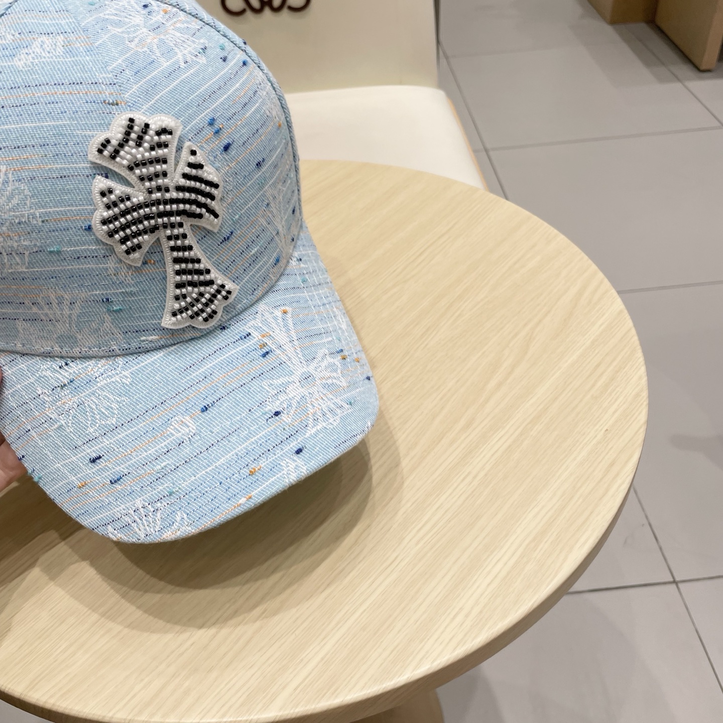  克罗心 🆕🆕25新款棒球帽，个性时尚经典十字架标志，休闲带点酷酷的感觉，中性款
男女同款！超好搭！
头