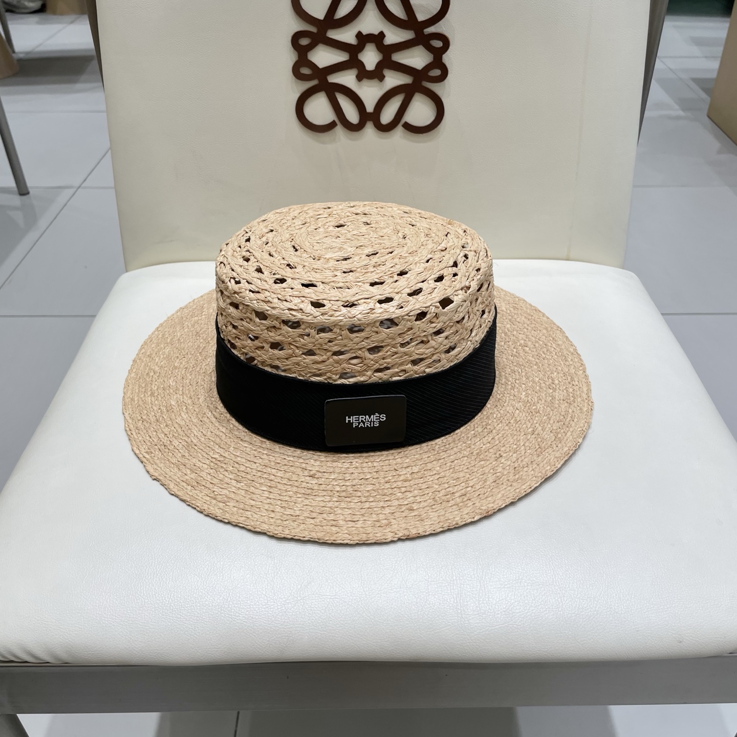  爱马仕 HERMES爱马仕新款拉菲草帽，走秀款、透气镂空设计，手工制做，头围57cm 沙滩必备！草本 