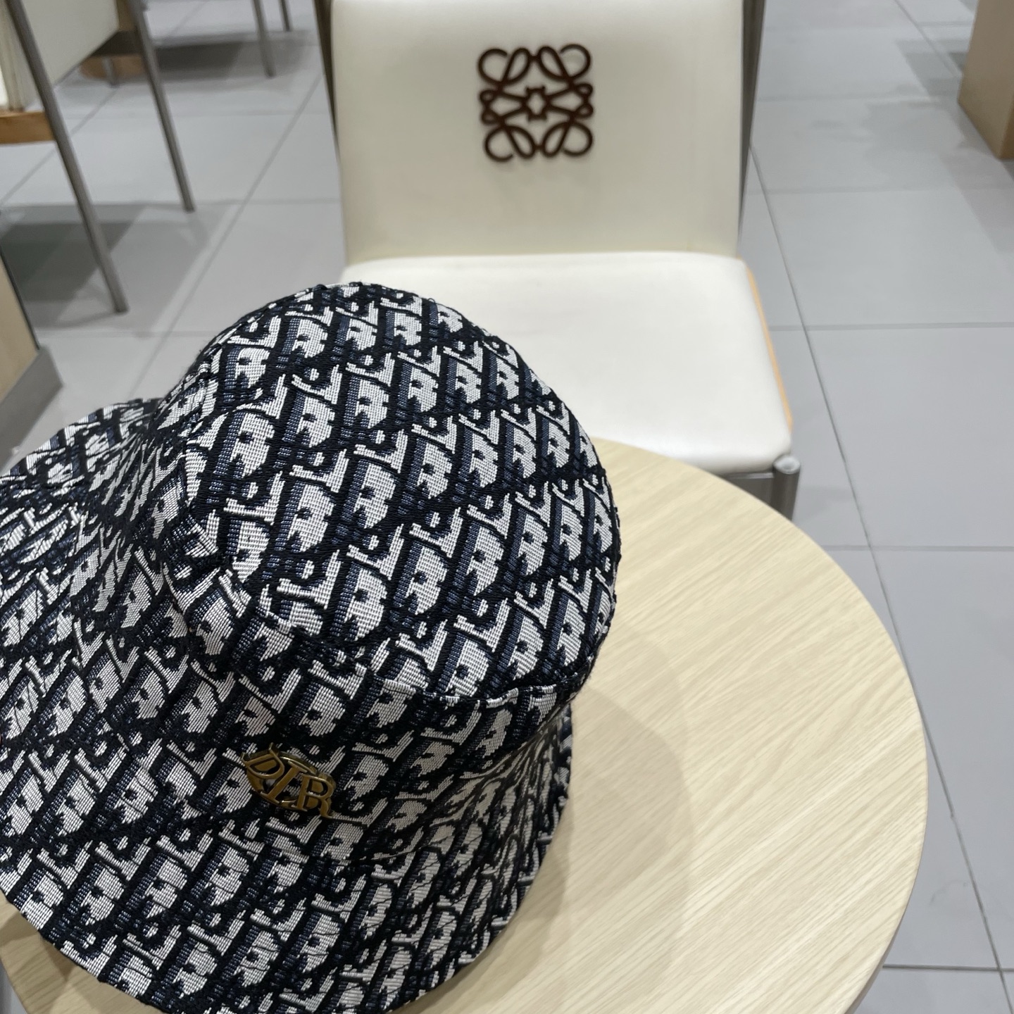  Dior迪奥新款渔夫帽，专柜新品，男女通用款头围57cm