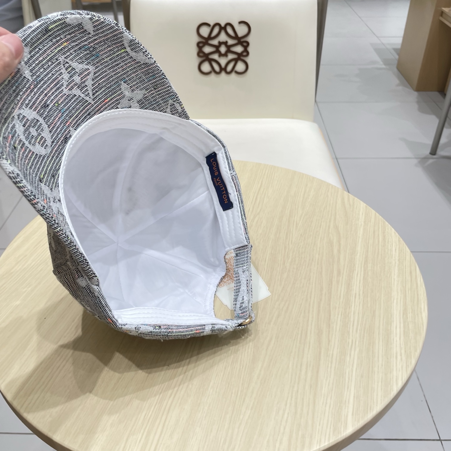  LV路易威登棒球帽  轻盈透气。完美版型，独家实物拍摄，男女适用