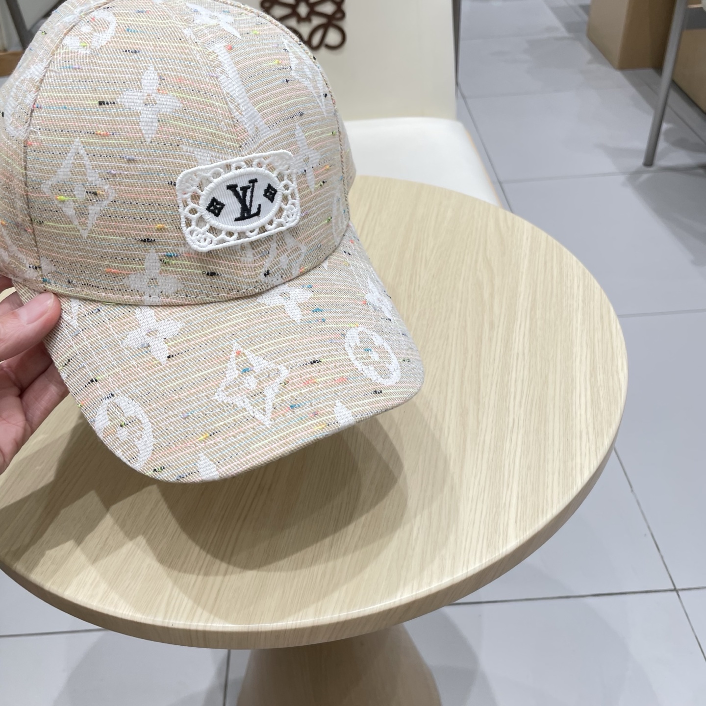  LV路易威登棒球帽  轻盈透气。完美版型，独家实物拍摄，男女适用