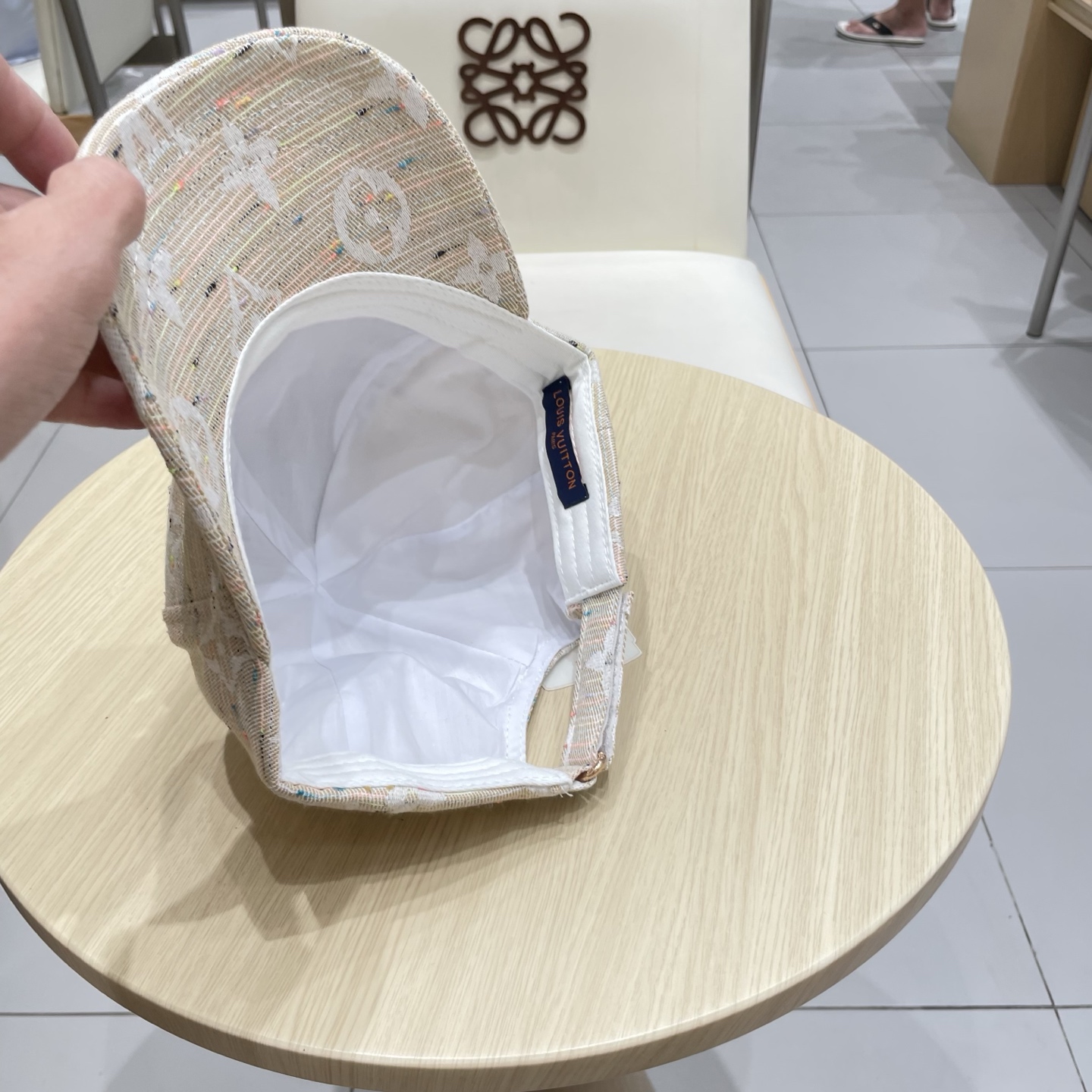  LV路易威登棒球帽  轻盈透气。完美版型，独家实物拍摄，男女适用