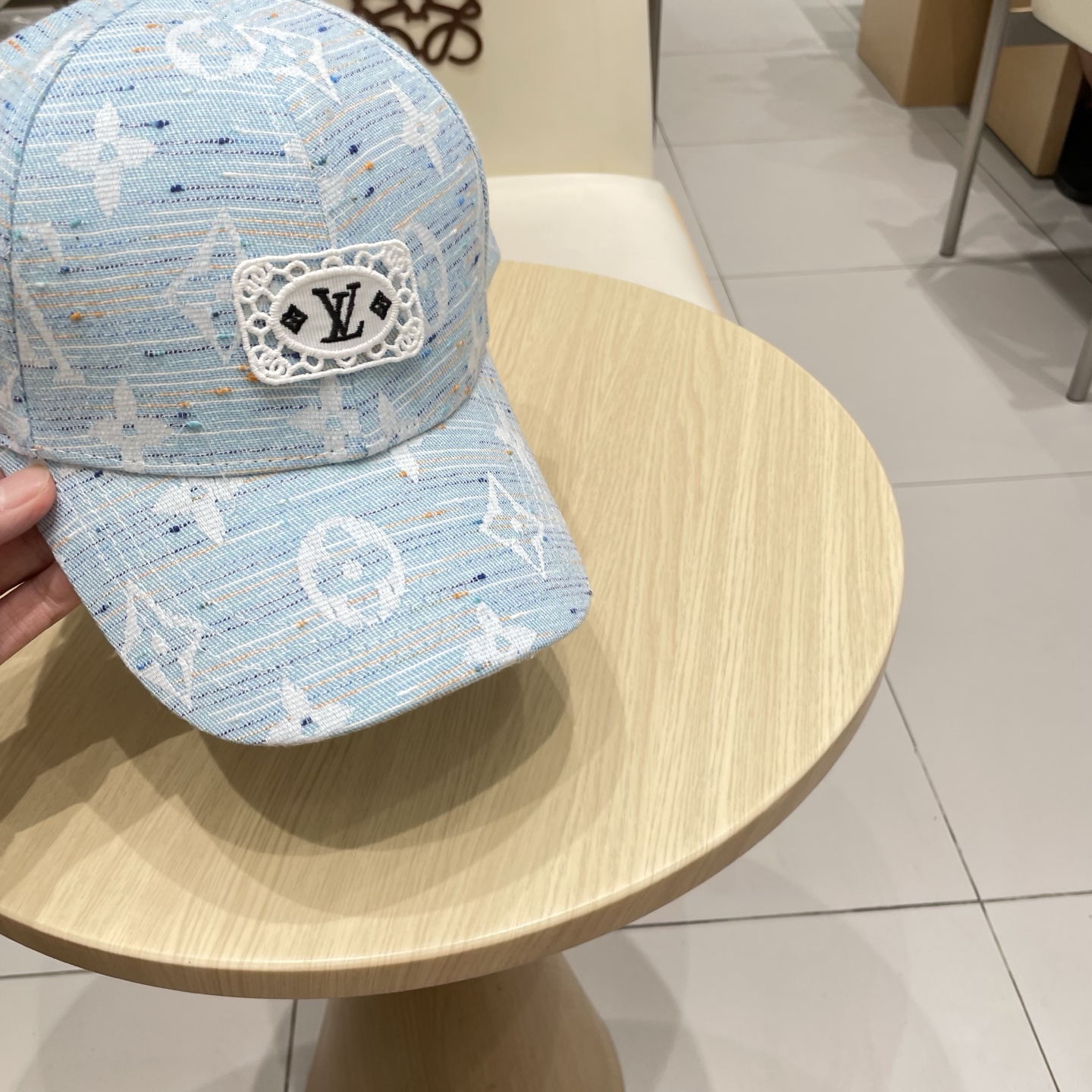  LV路易威登棒球帽  轻盈透气。完美版型，独家实物拍摄，男女适用