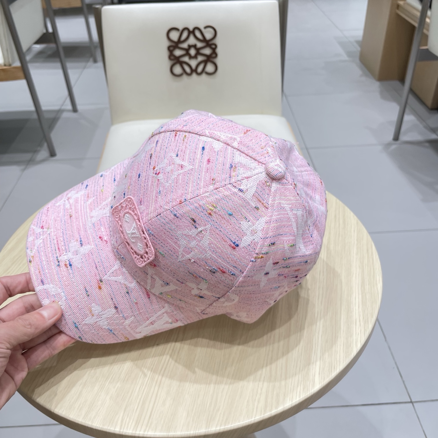  LV路易威登棒球帽  轻盈透气。完美版型，独家实物拍摄，男女适用