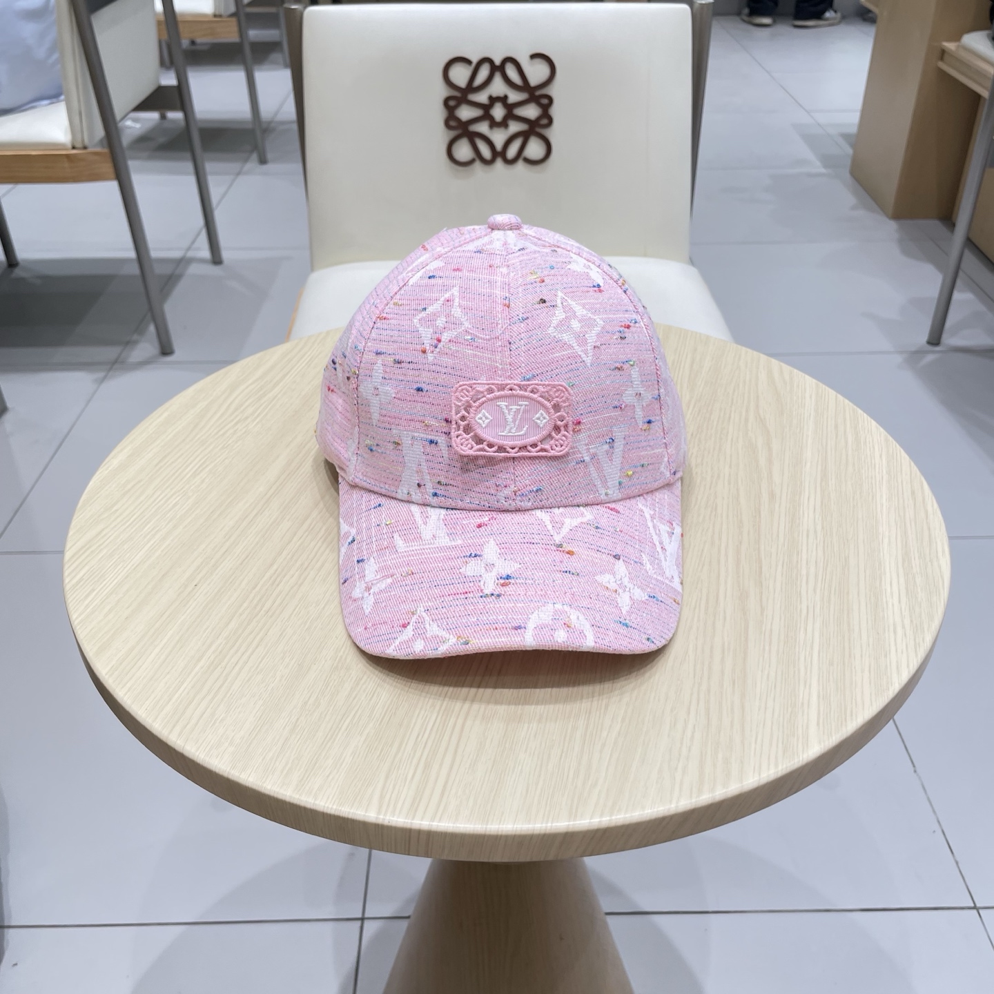 NO:364673,LV Louis Vuitton Baseball Cap Light and Breathable. Perfect Stylish, Exclusive Live Shot, Suitable Hats for Men and Women Fisherman Hats Baseball Cap Knitted Hats, Hats, Louis vuitton, louis vuitton, espadrilles, hatsLV路易威登棒球帽 轻盈透气.完美版型,独家实物拍摄,男女适用帽子渔夫帽棒球帽针织帽,帽子,louis vuitton,louis vuitton,espadrilles,hats,hat