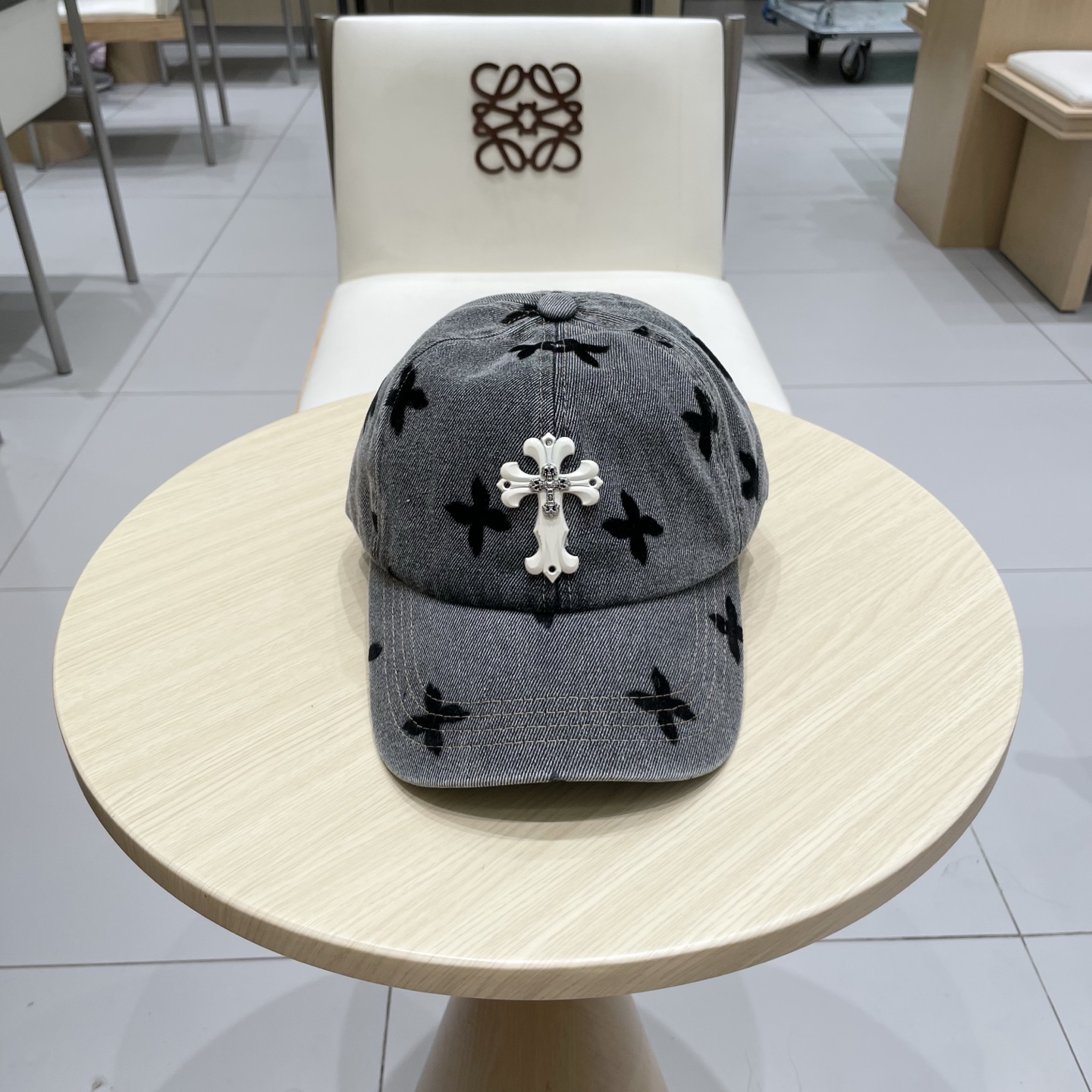 克罗心 🆕🆕25新款棒球帽，个性时尚经典十字架标志，休闲带点酷酷的感觉，中性款男女同款！超好搭！头围:5