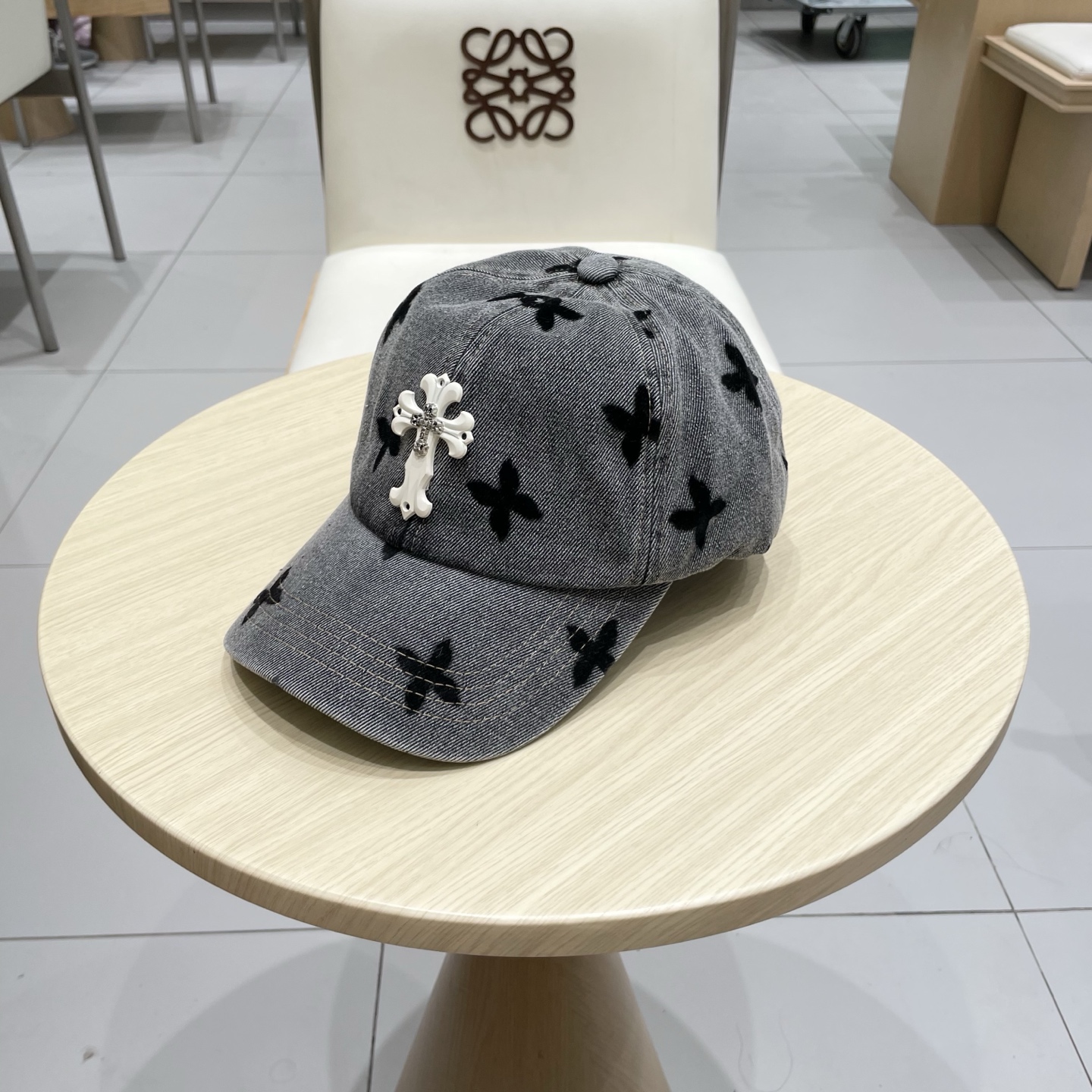 克罗心 🆕🆕25新款棒球帽，个性时尚经典十字架标志，休闲带点酷酷的感觉，中性款男女同款！超好搭！头围:5