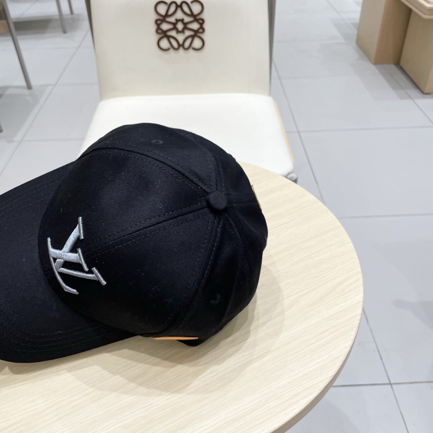  LV路易威登棒球帽  轻盈透气。完美版型，独家实物拍摄，男女适用