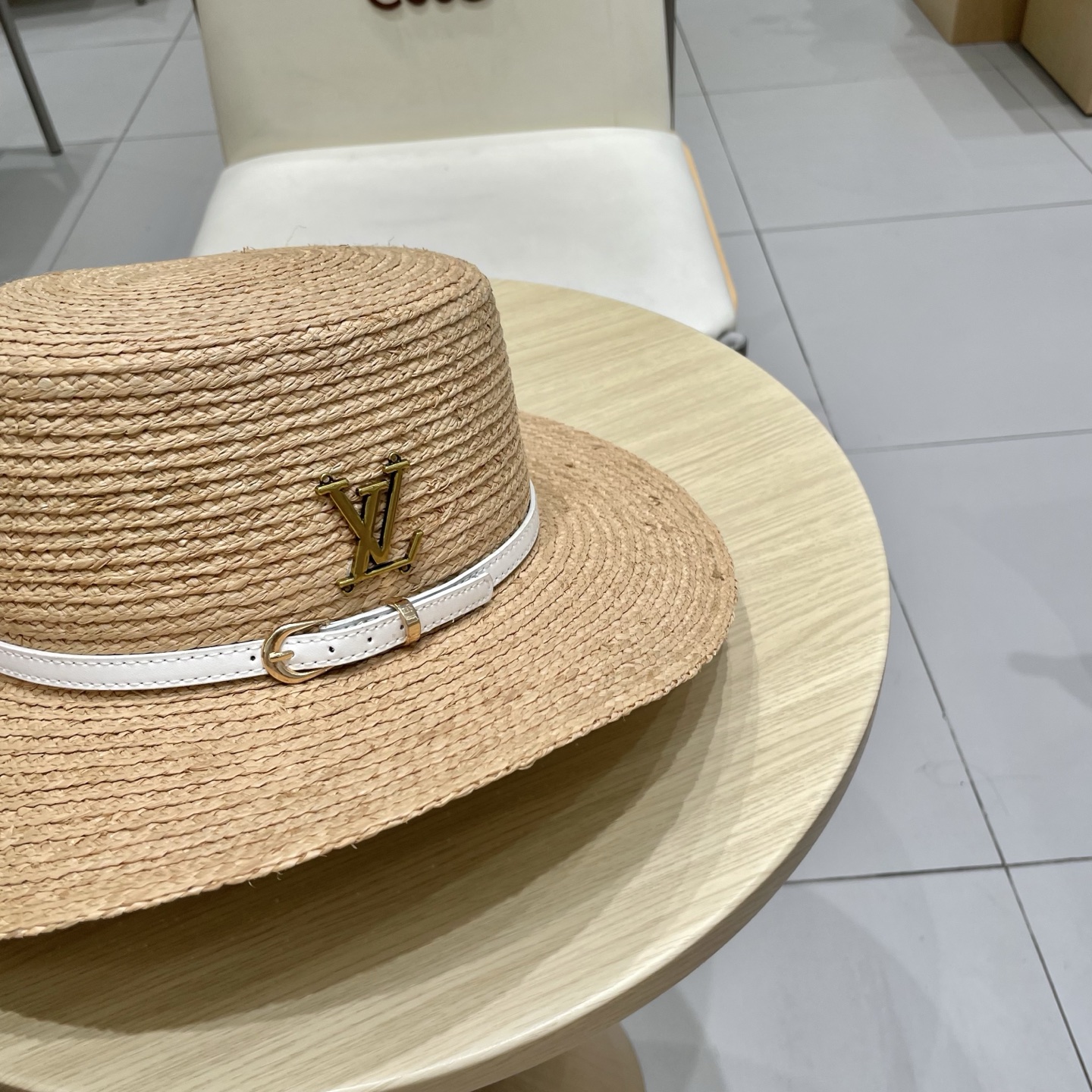  Lv路易威登新款平顶拉菲草帽，头围57cm