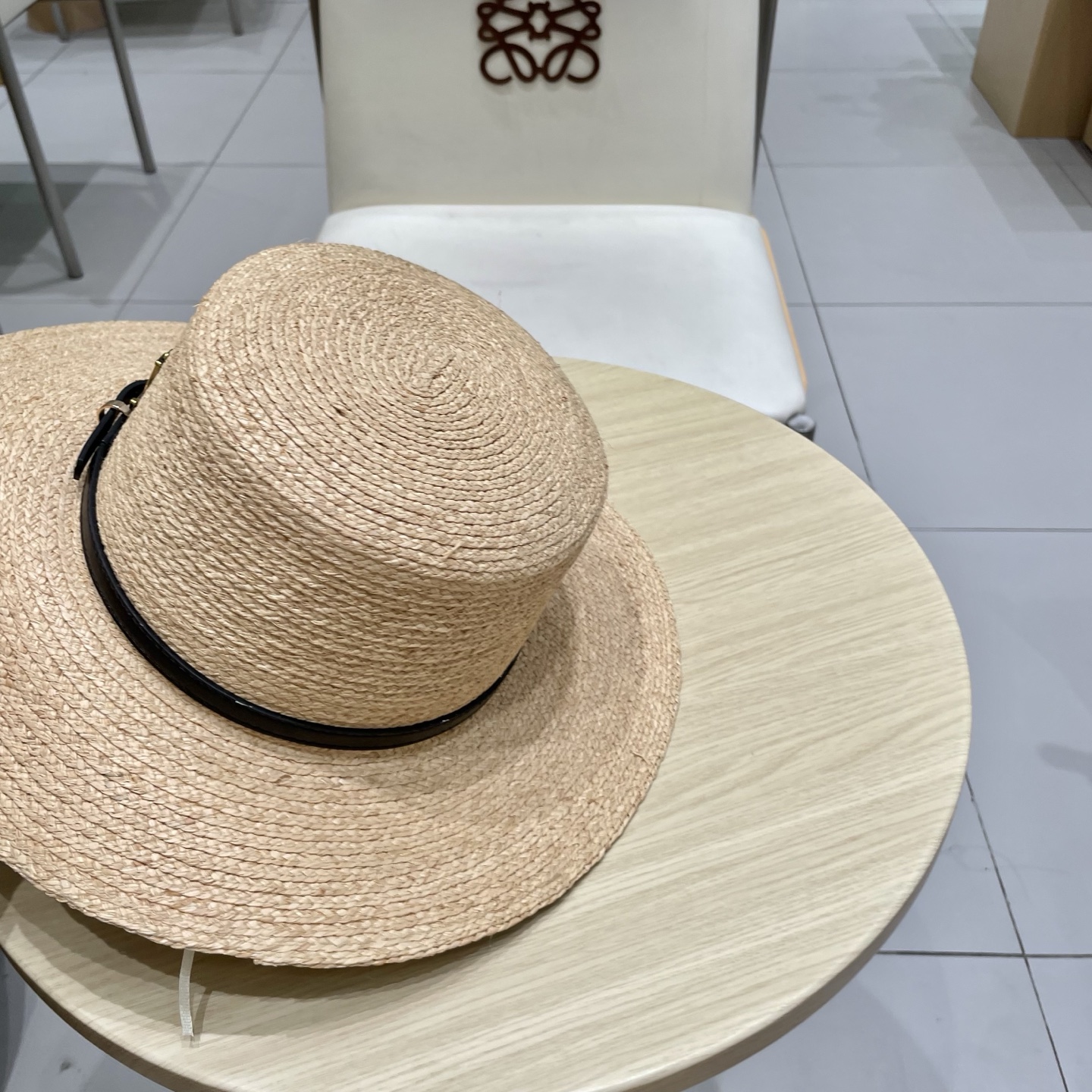  Lv路易威登新款平顶拉菲草帽，头围57cm