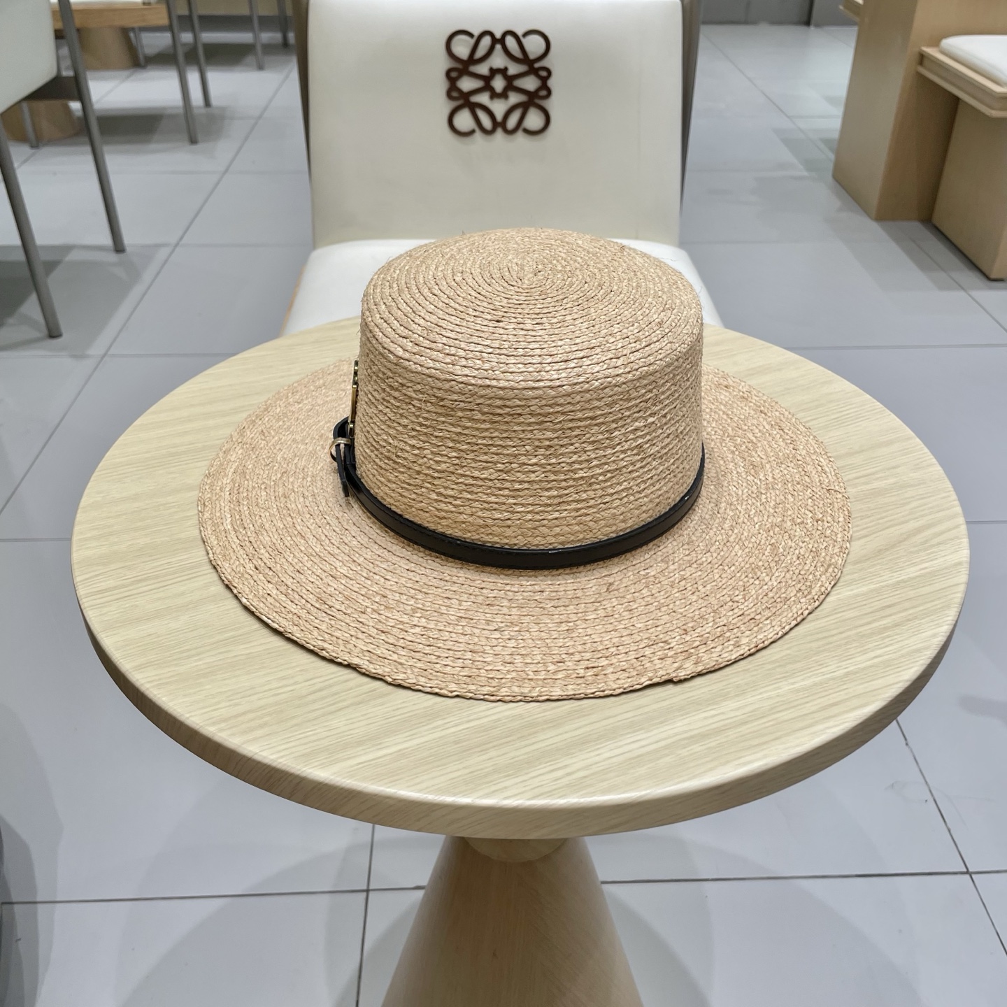  Lv路易威登新款平顶拉菲草帽，头围57cm