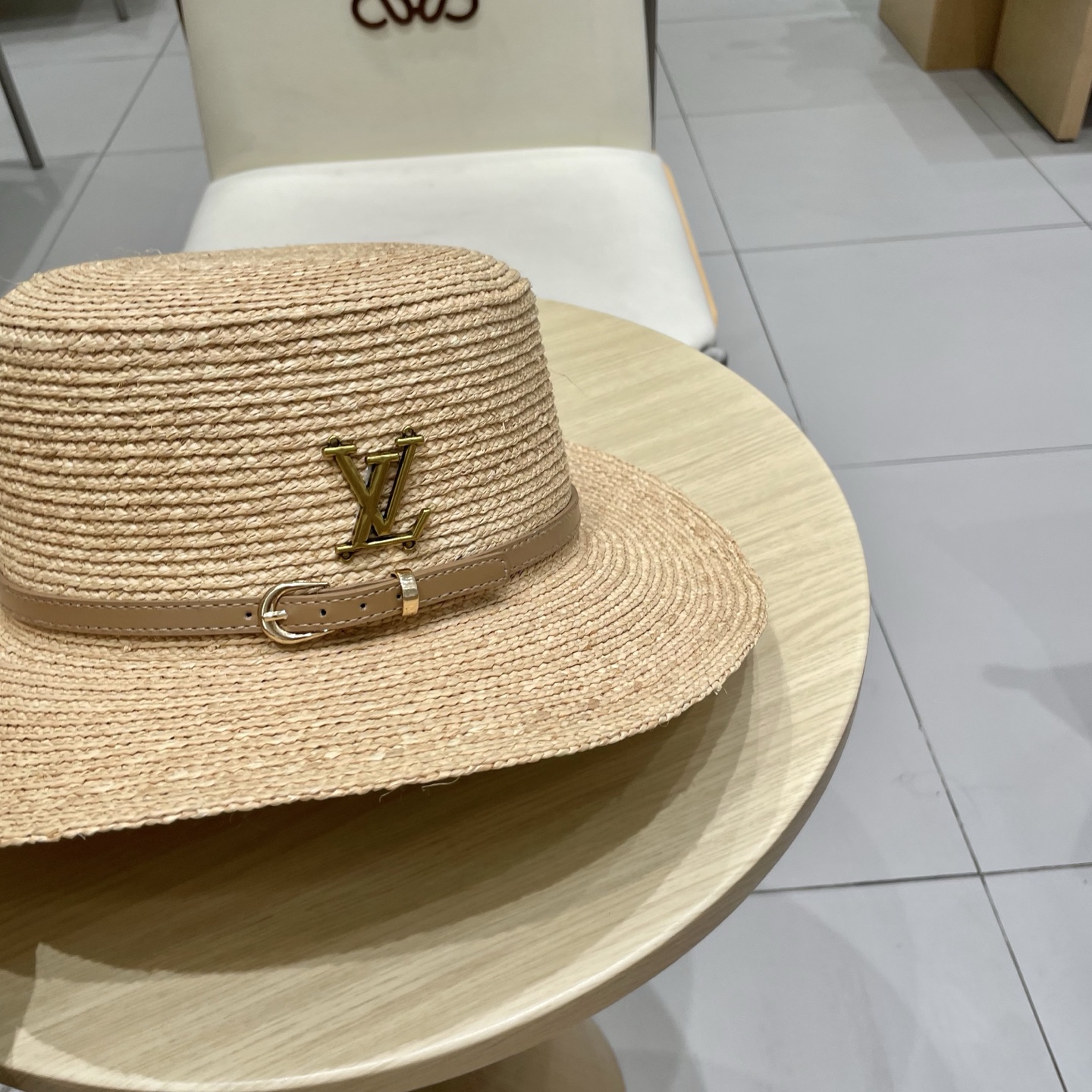  Lv路易威登新款平顶拉菲草帽，头围57cm