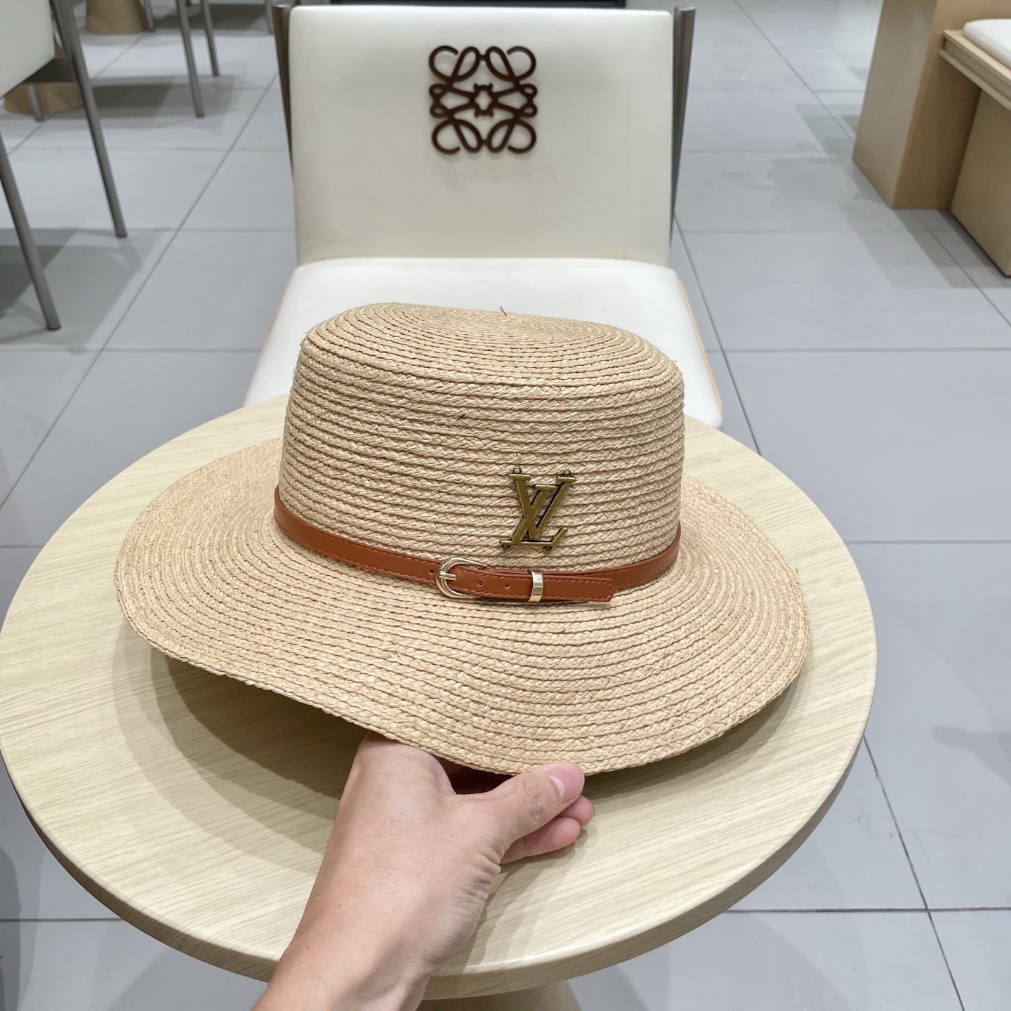  Lv路易威登新款平顶拉菲草帽，头围57cm