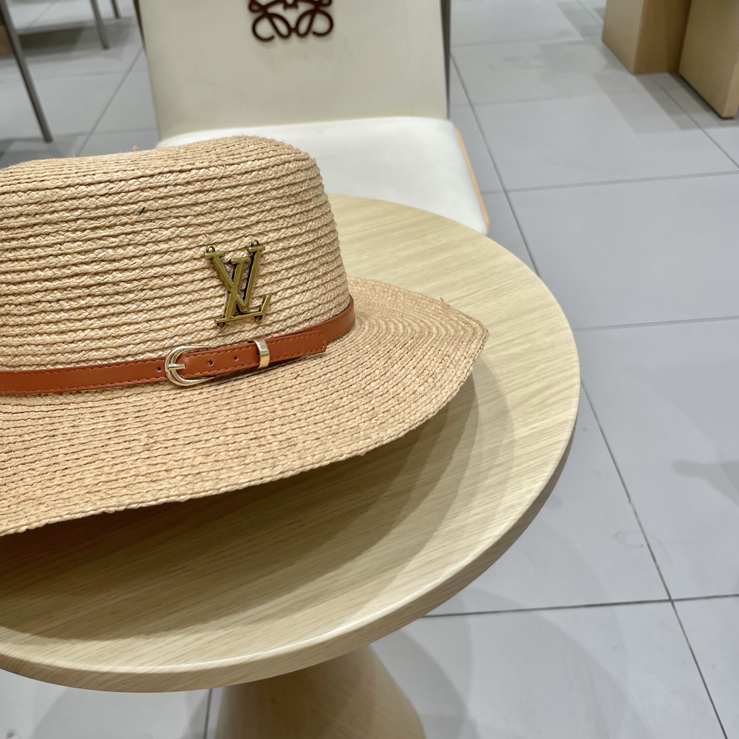  Lv路易威登新款平顶拉菲草帽，头围57cm