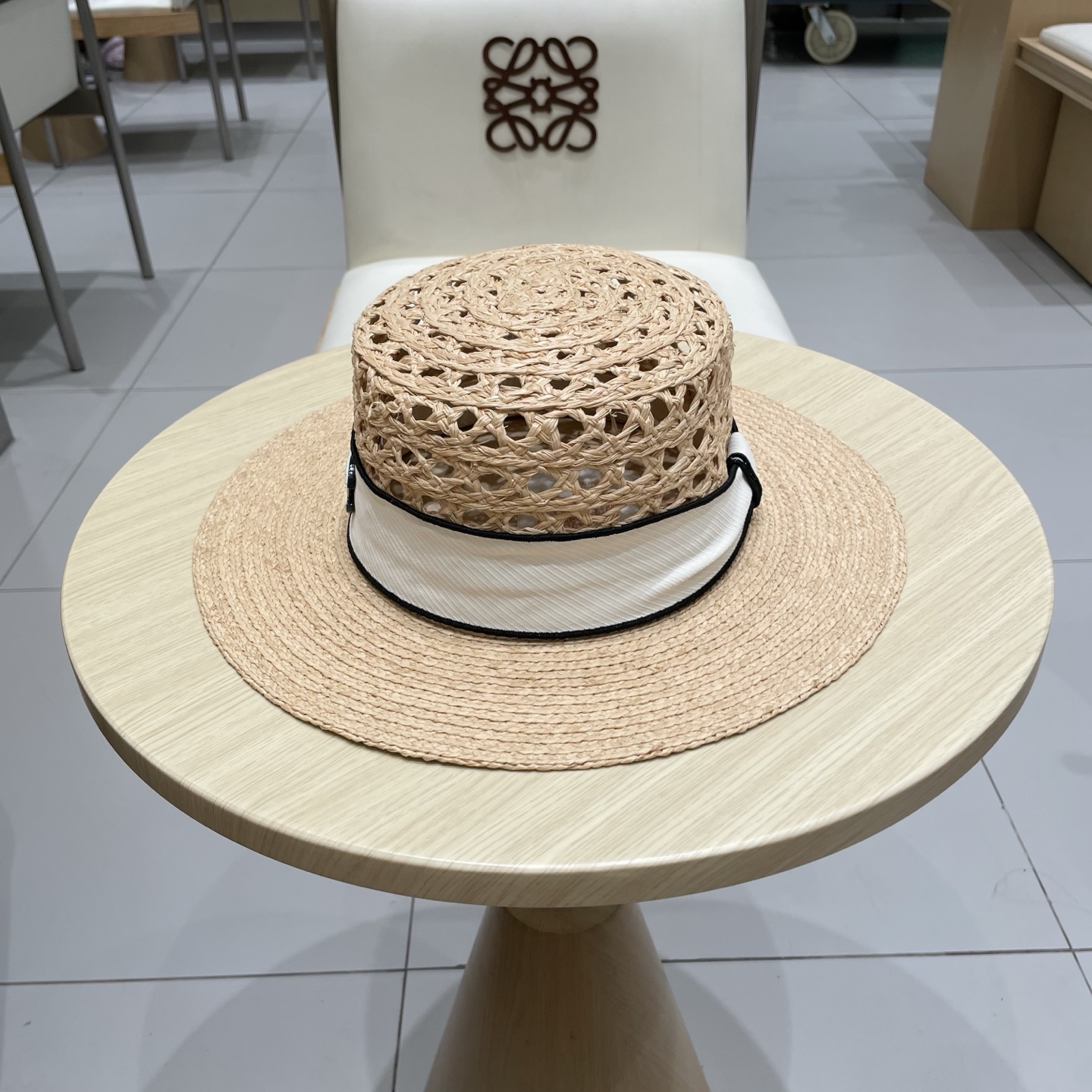  Chanel香奈儿新款拉菲草礼帽，平顶遮阳草帽，头围57cm