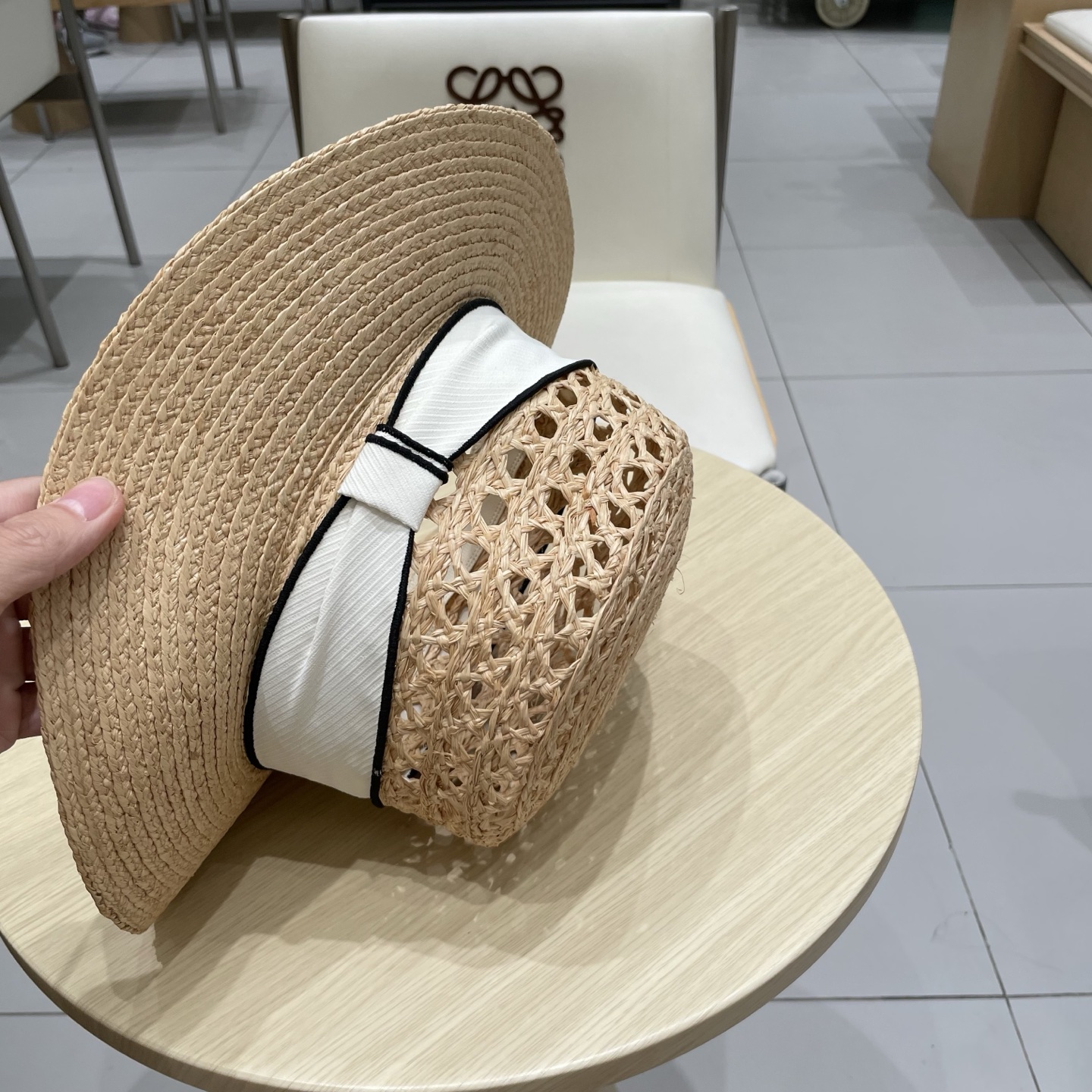  Chanel香奈儿新款拉菲草礼帽，平顶遮阳草帽，头围57cm