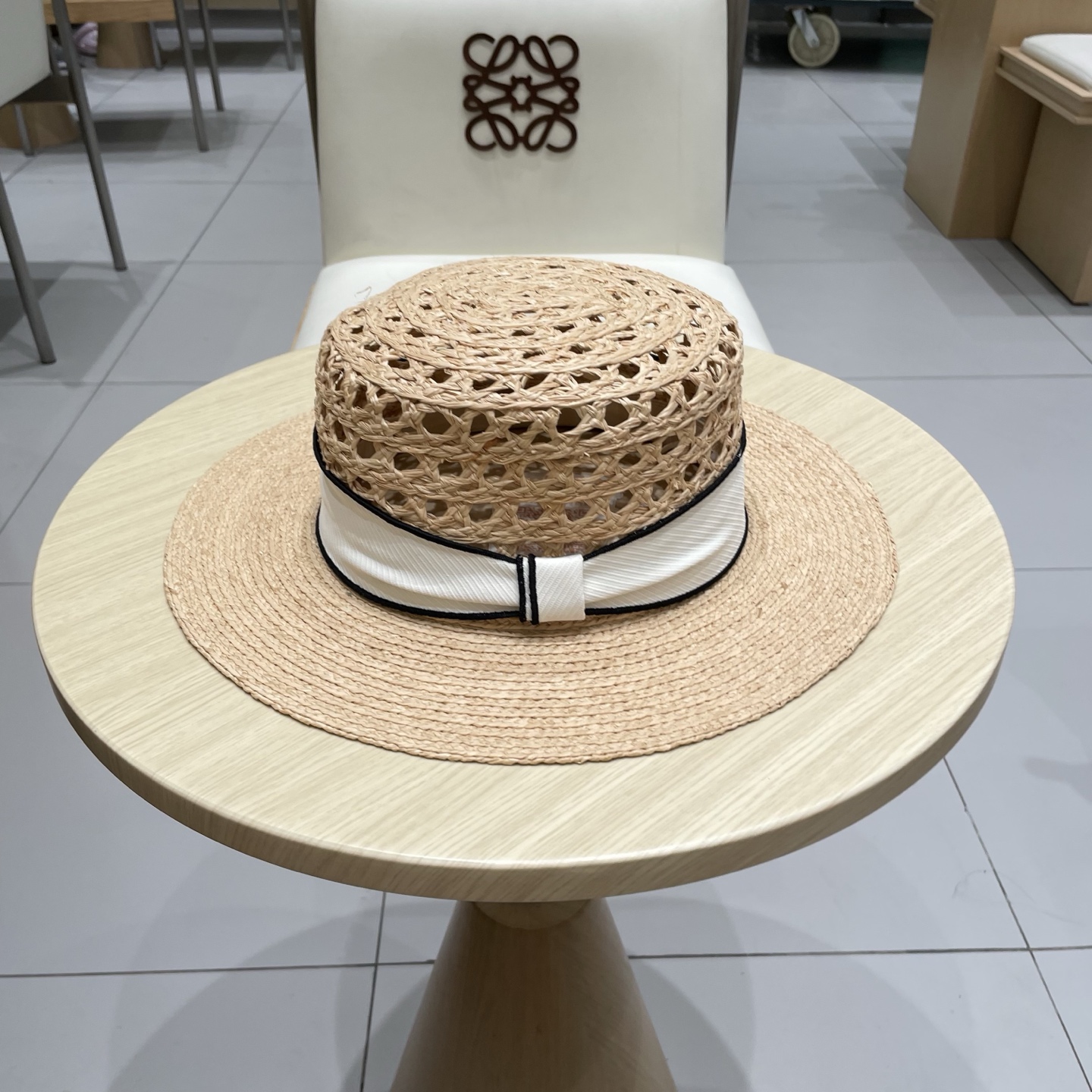  Chanel香奈儿新款拉菲草礼帽，平顶遮阳草帽，头围57cm