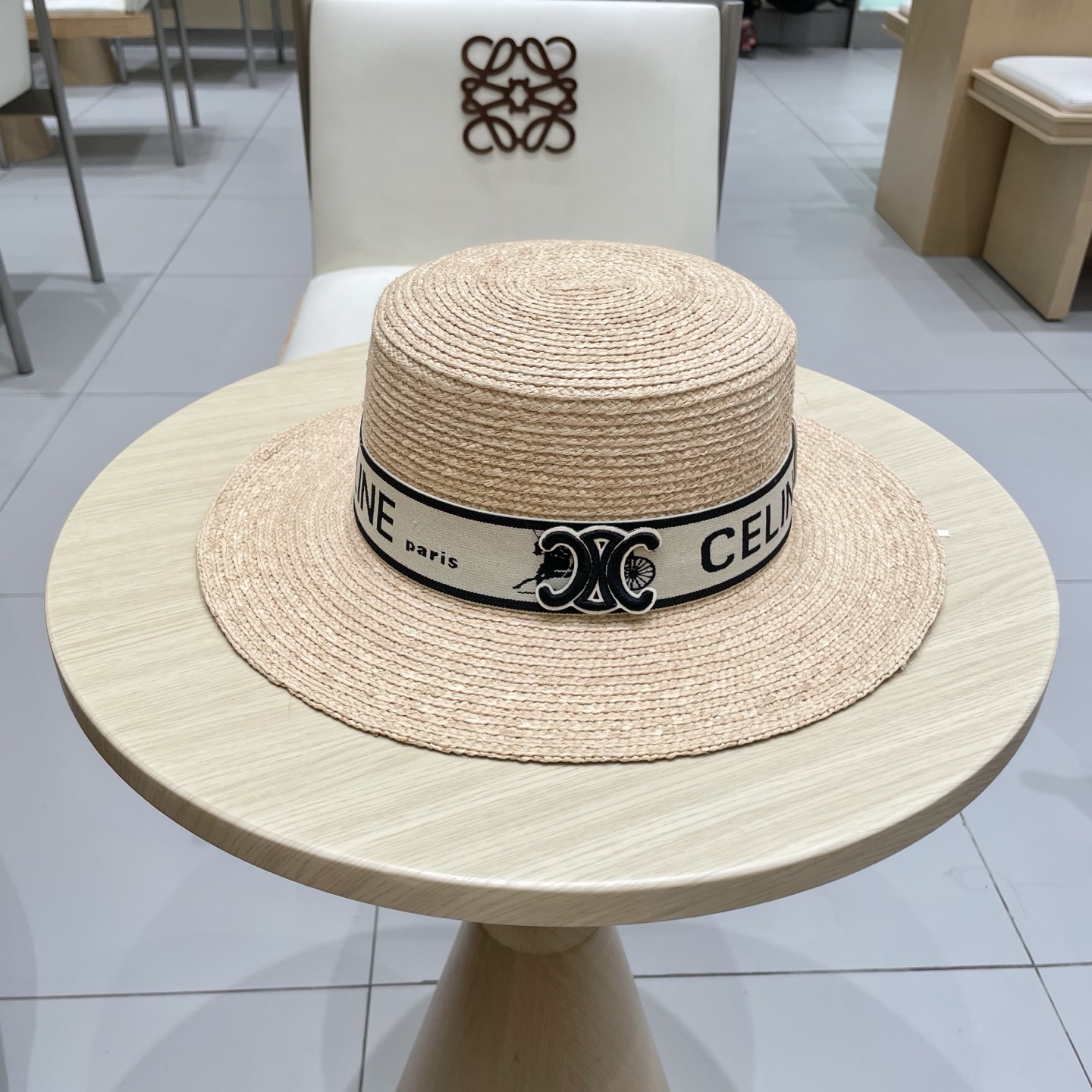  塞琳celine新款拉菲草帽，纯手工钩织，重工打造，专柜同款，头围57cm