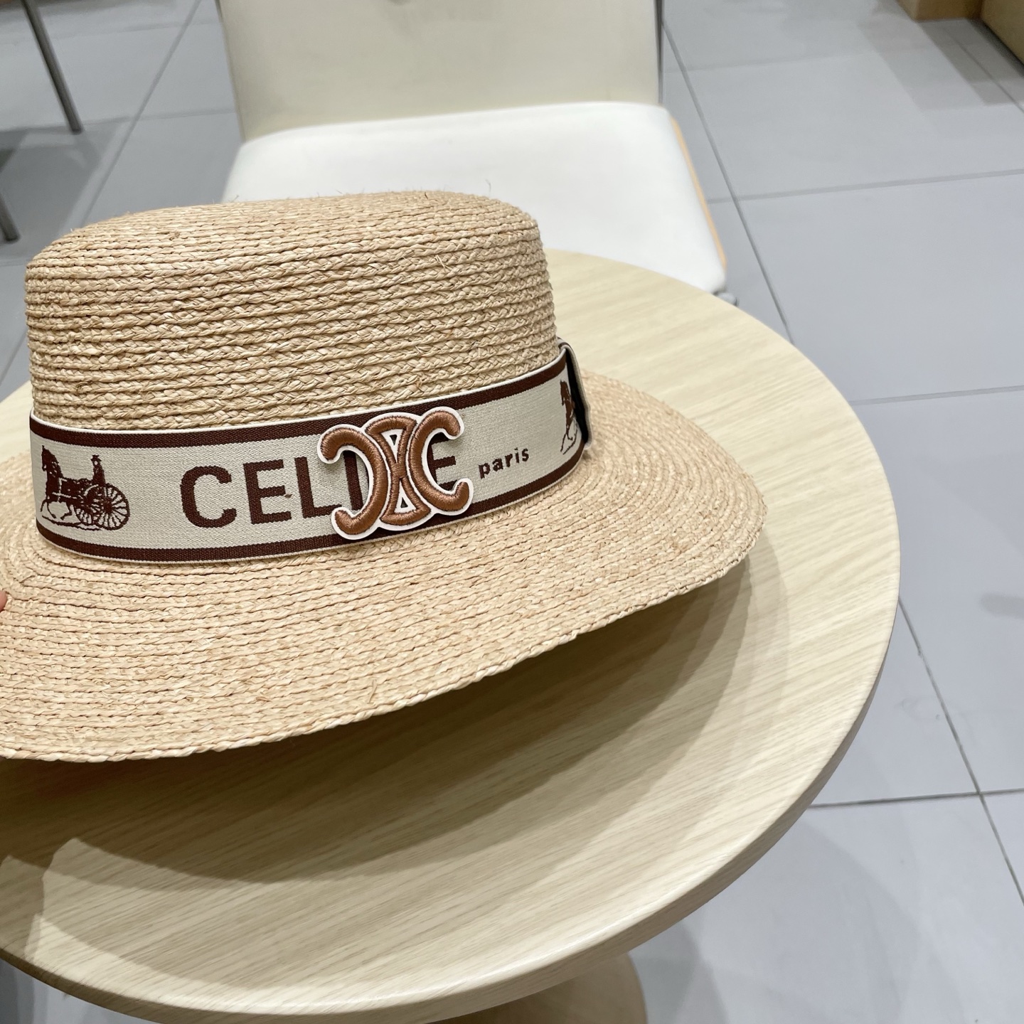  塞琳celine新款拉菲草帽，纯手工钩织，重工打造，专柜同款，头围57cm