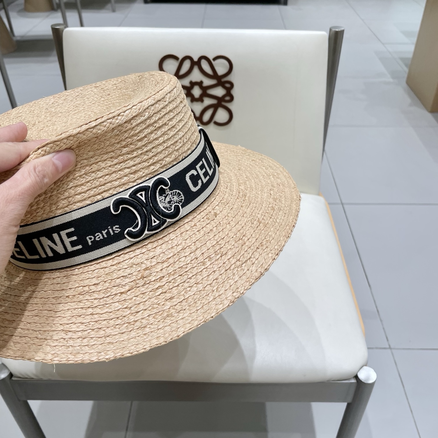  塞琳celine新款拉菲草帽，纯手工钩织，重工打造，专柜同款，头围57cm