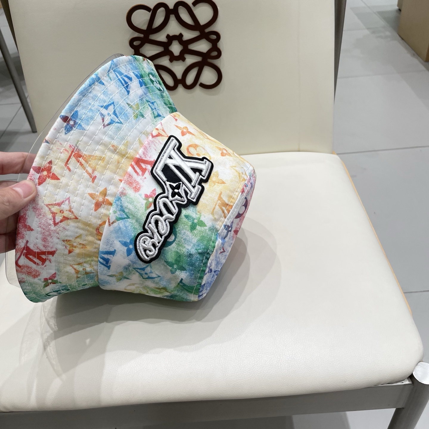 棒球帽 渔夫帽 LV 路易威登新款渔夫帽，棒球帽头围57cm