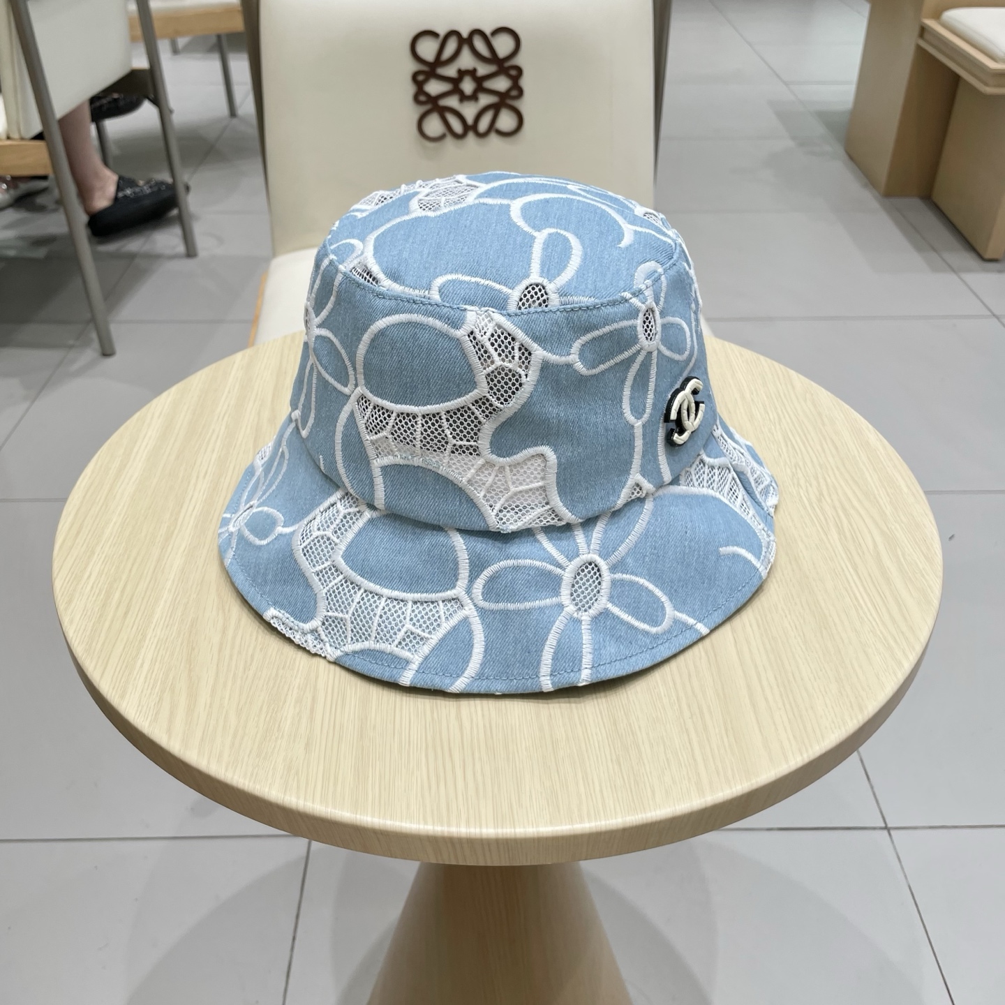 NO:358086,Chanel Chanel Fisherman Hat Women Spring and Summer Hollow Breathable Embroidered Flowers Denim Basin Hat New Face Showing Small Sun Hat Foldable Hat Straw Hat Fisherman Hat Baseball Hats, Hats, Chanel, Chanel, espadrilles, Hatschanel香奈儿渔夫帽女春夏季镂空透气刺绣花朵牛仔盆帽新款显脸小遮阳帽可折叠帽子草帽渔夫帽棒球帽,帽子,chanel,chanel,espadrilles,hats,hat