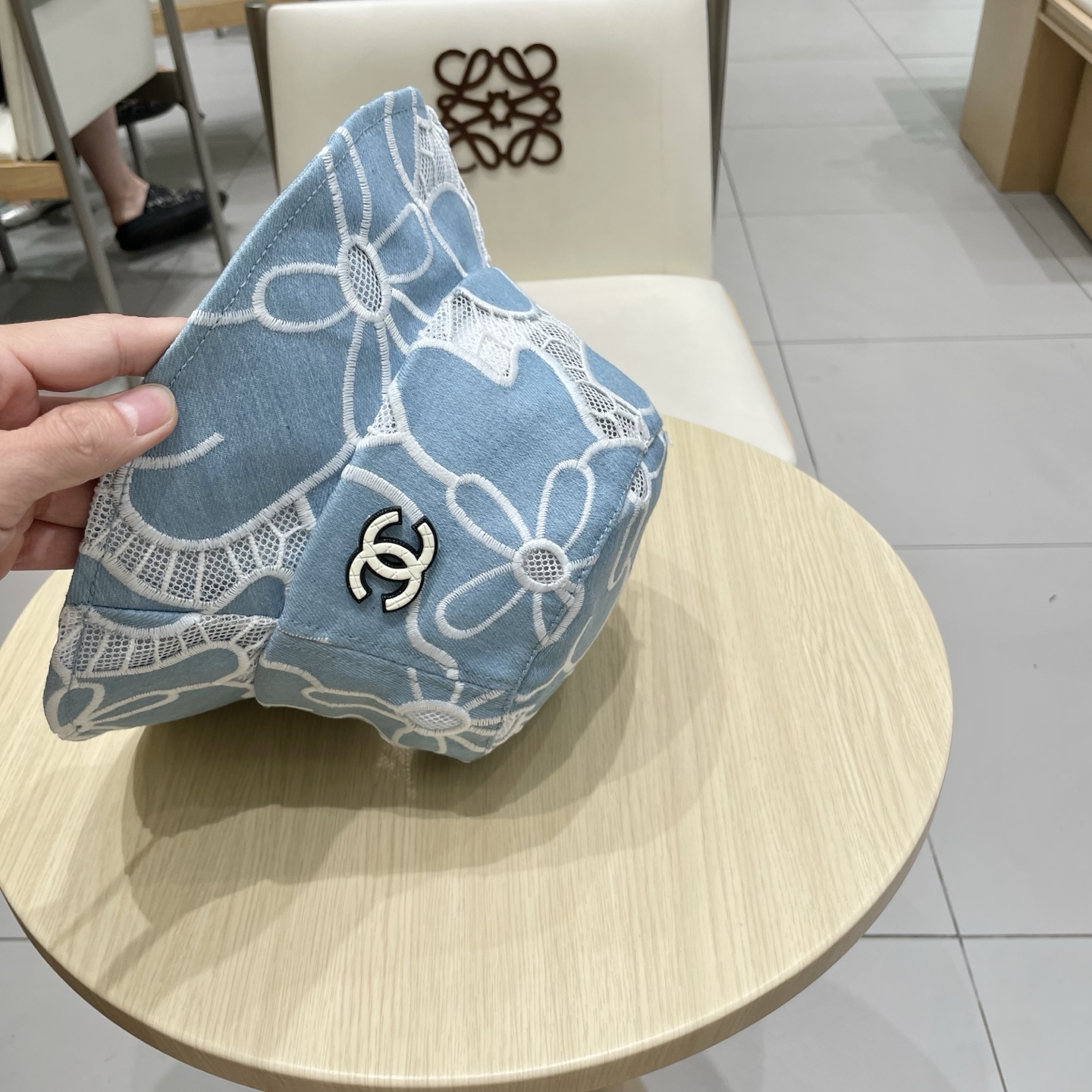  chanel香奈儿渔夫帽女春夏季镂空透气刺绣花朵牛仔盆帽新款显脸小遮阳帽可折叠