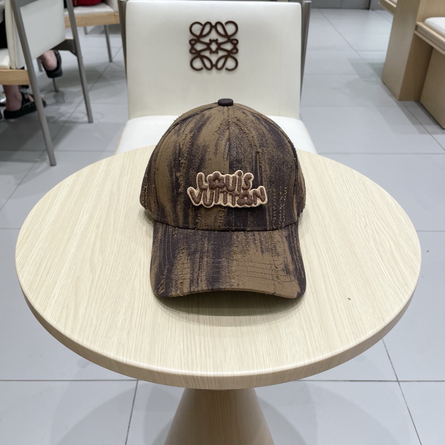 。LouisVuitton2025早秋新款棒球帽🧢  
LV棒球帽，简约大气，男女通用