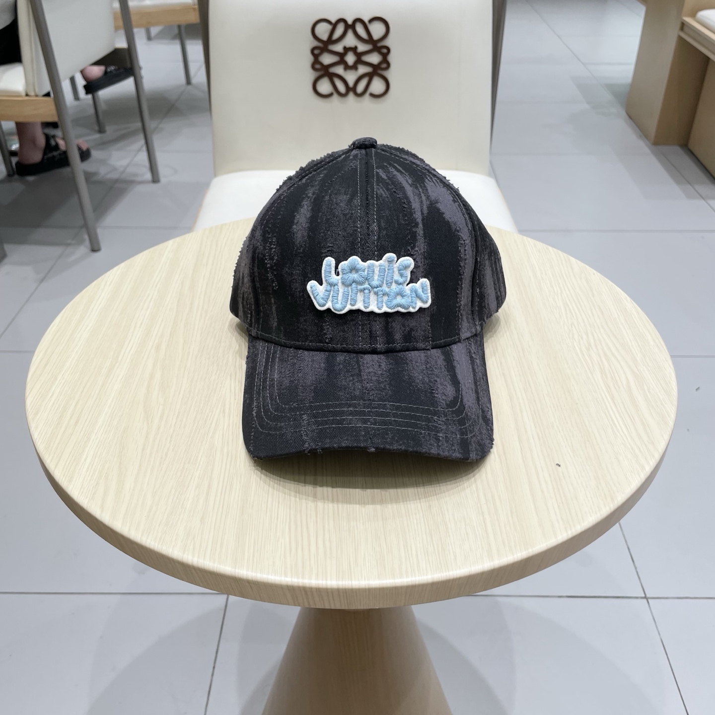 NO:357958,.Louis Vuitton 2025 early autumn new baseball cap LV baseball cap, simple and atmospheric, universal hat, straw hat, fisherman hat, baseball cap, hat, louis vuitton, louis vuitton, espadrilles, hats.LouisVuitton2025早秋新款棒球帽  LV棒球帽,简约大气,男女通用帽子草帽渔夫帽棒球帽,帽子,louis vuitton,louis vuitton,espadrilles,hats,hat