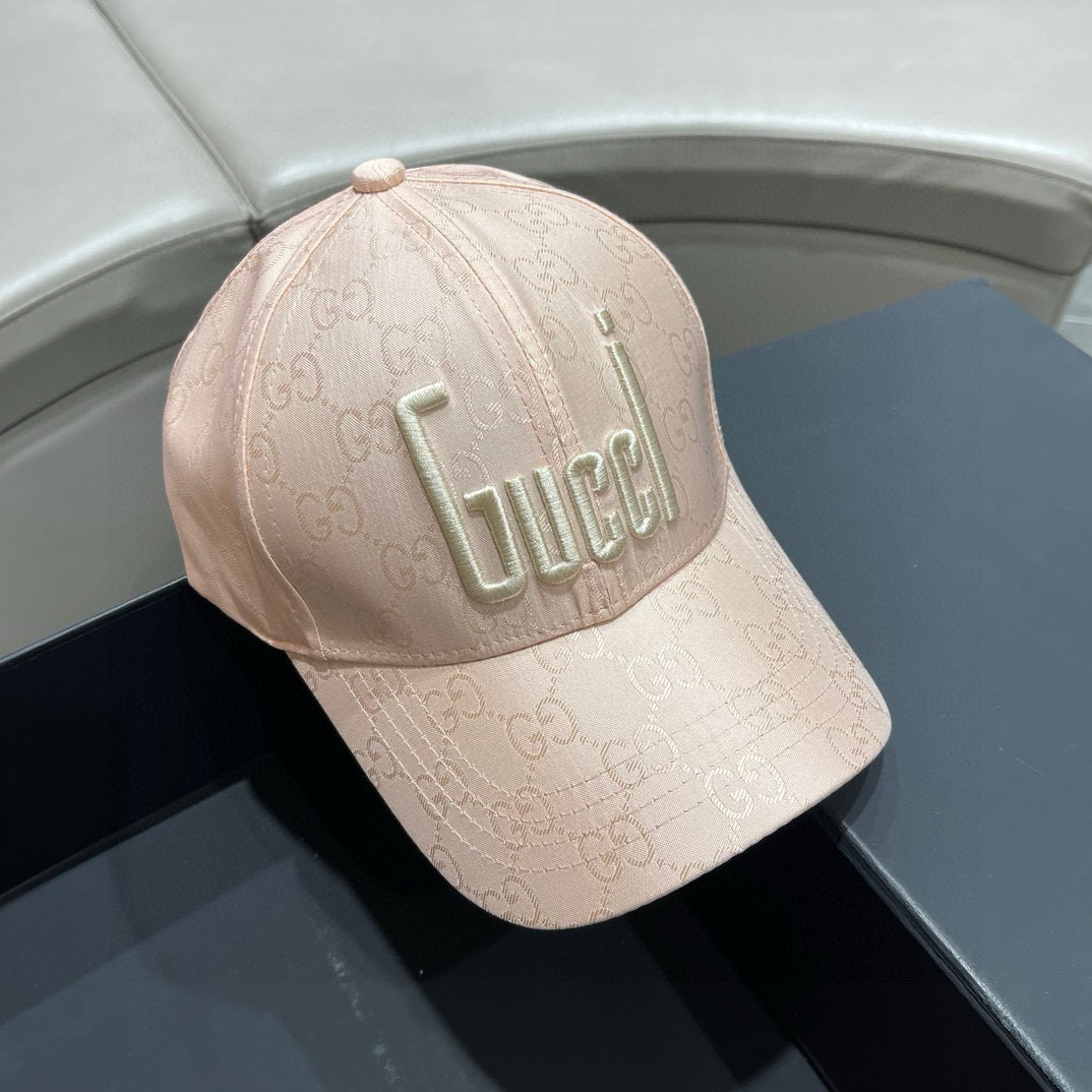 
【GUCCI古奇刺绣棒球帽🧢，专柜新款简约很潮！休闲运动款，经典制作，超级好搭衣服！