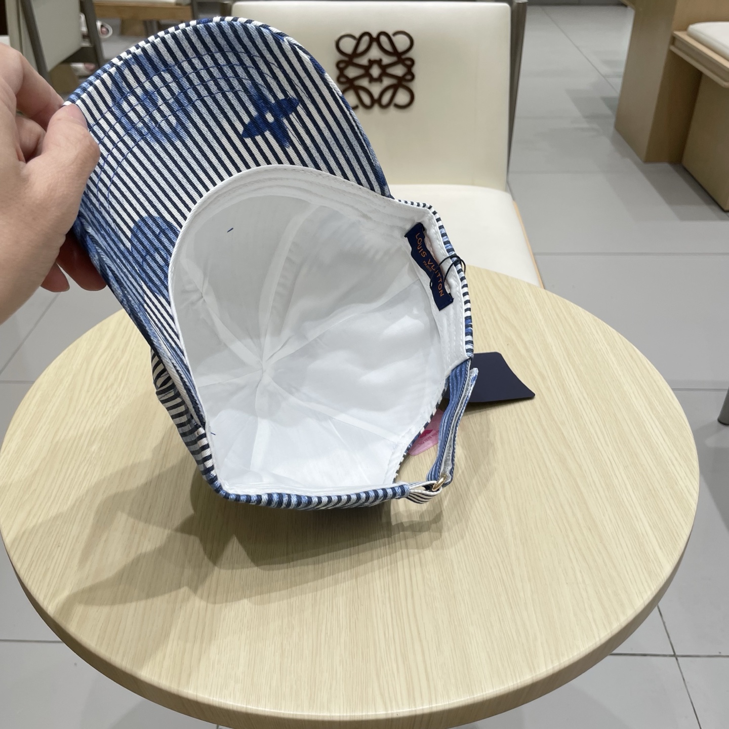 🧢路易威登lv棒球帽 LouisVuitton😍新款重工打造♥️高端大气，百搭款🤗男女通用