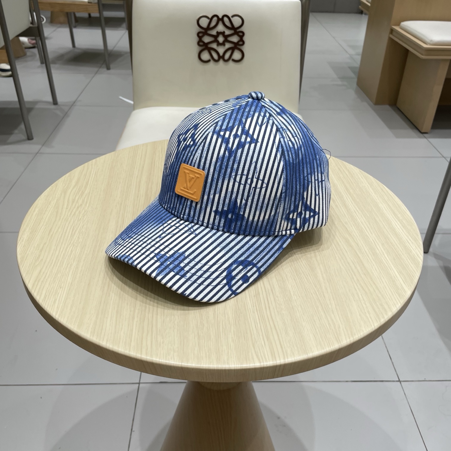 🧢路易威登lv棒球帽 LouisVuitton😍新款重工打造♥️高端大气，百搭款🤗男女通用