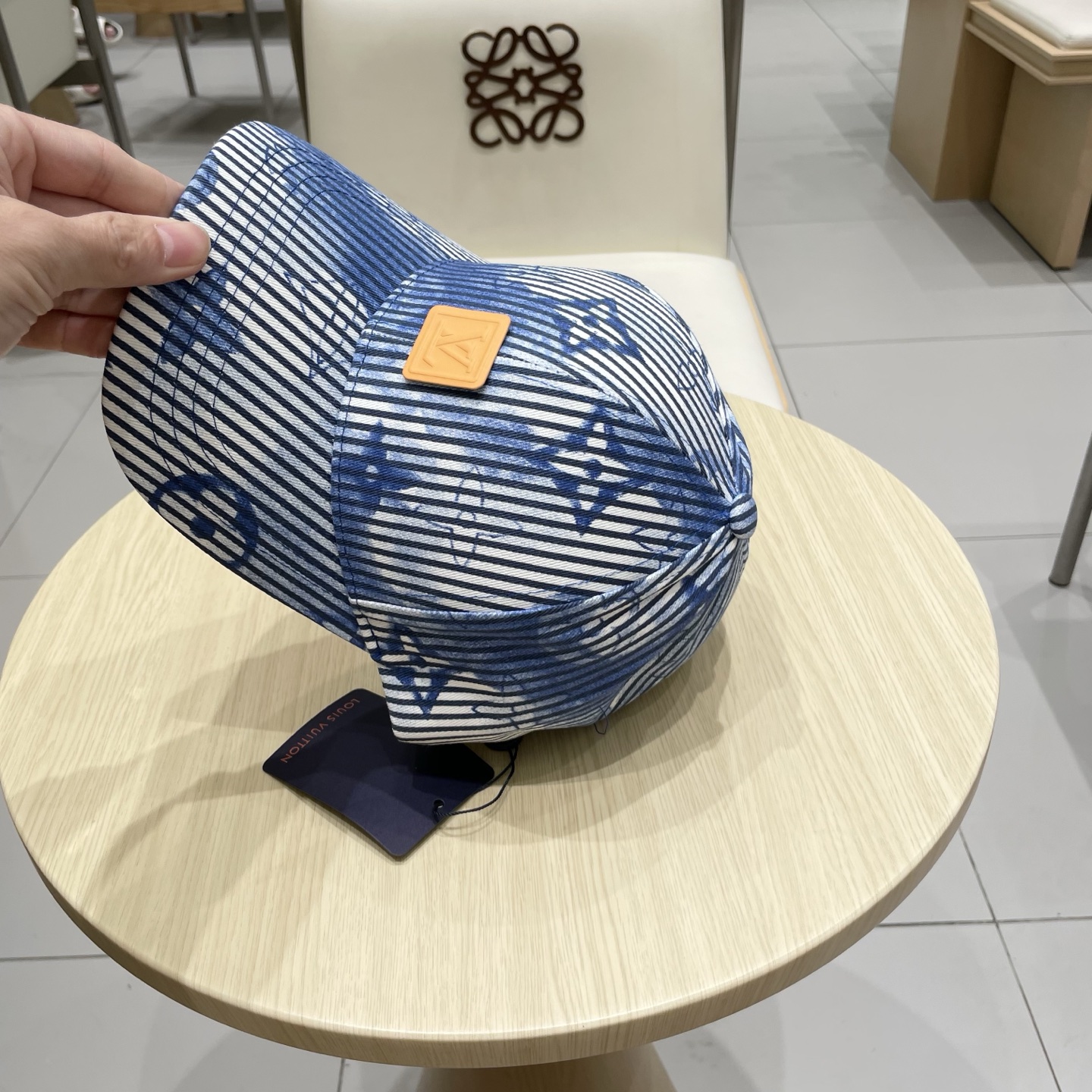 🧢路易威登lv棒球帽 LouisVuitton😍新款重工打造♥️高端大气，百搭款🤗男女通用