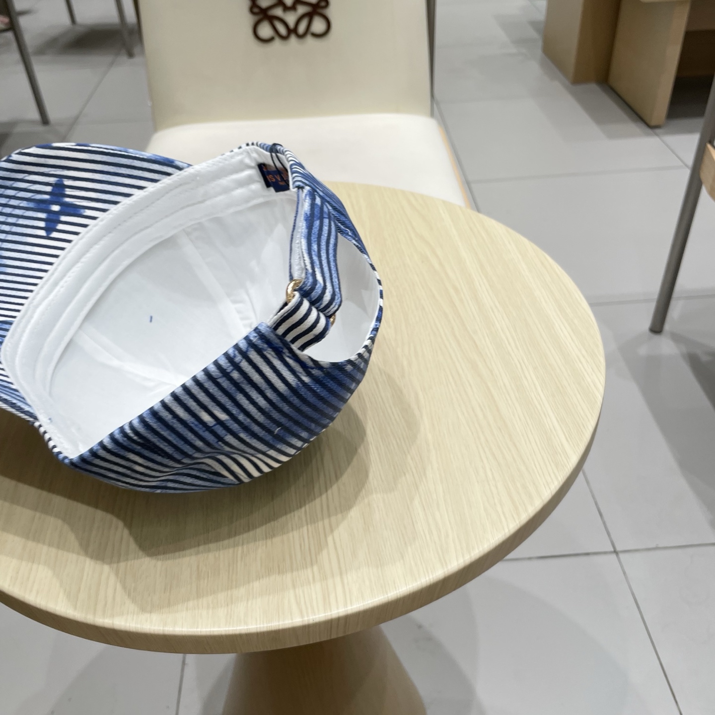 🧢路易威登lv棒球帽 LouisVuitton😍新款重工打造♥️高端大气，百搭款🤗男女通用