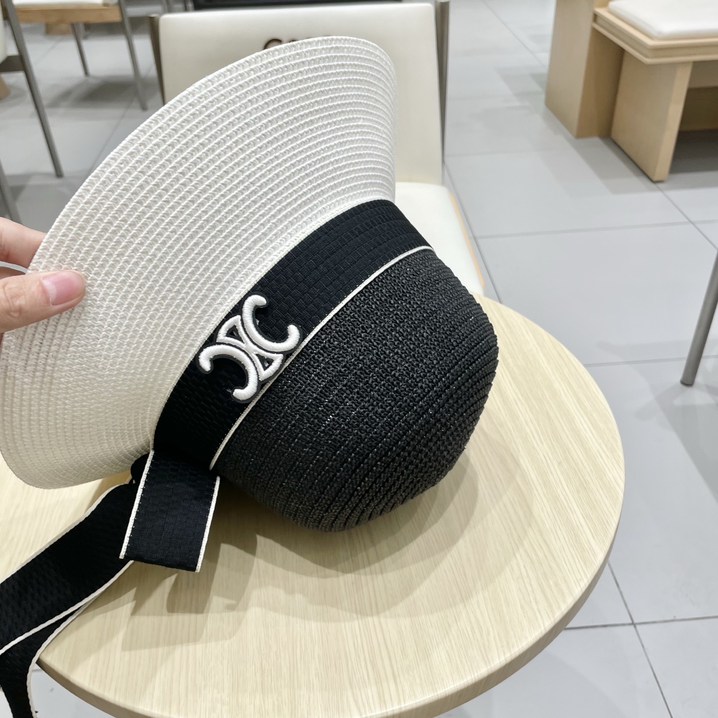    塞琳celien新款草帽，圆顶礼帽，头围57cm