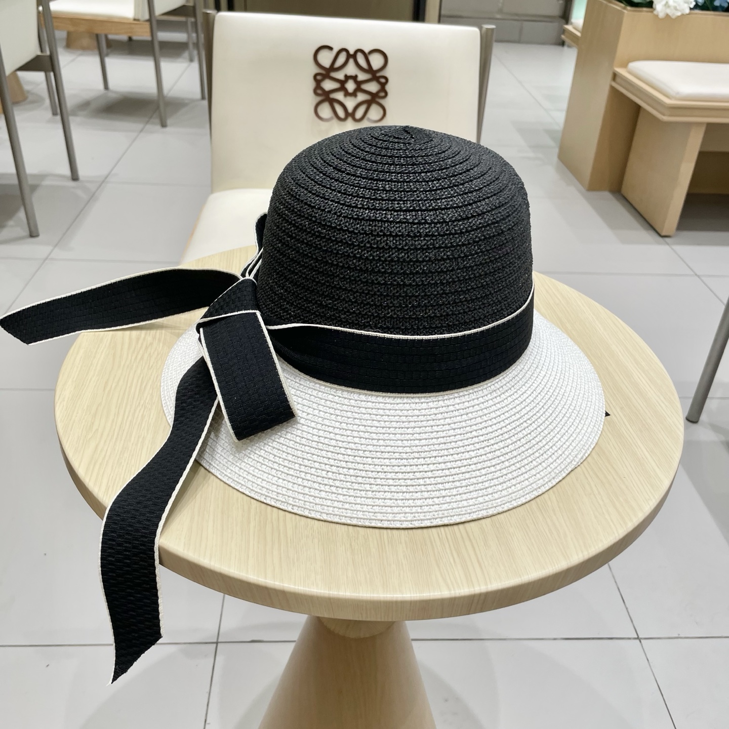    塞琳celien新款草帽，圆顶礼帽，头围57cm