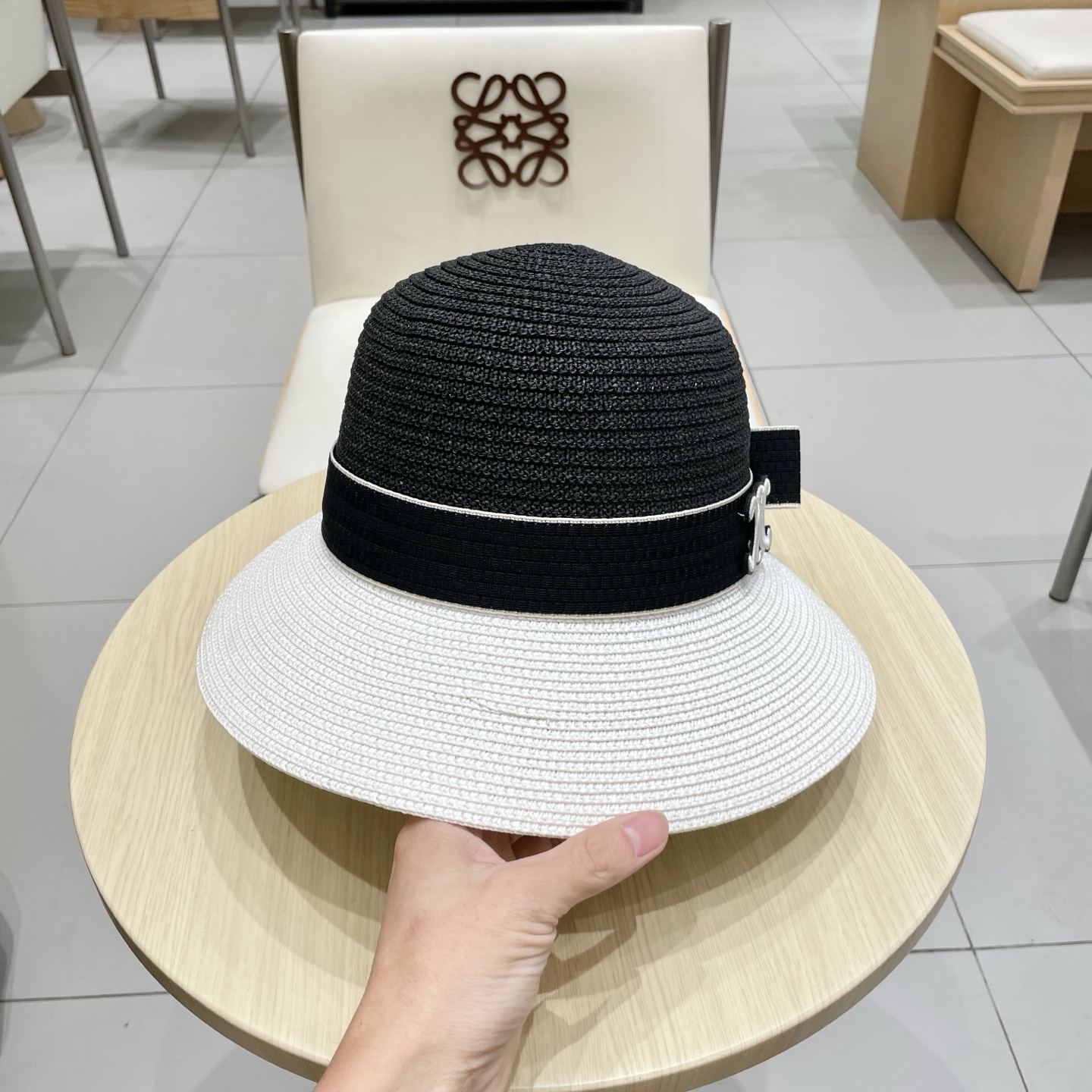    塞琳celien新款草帽，圆顶礼帽，头围57cm