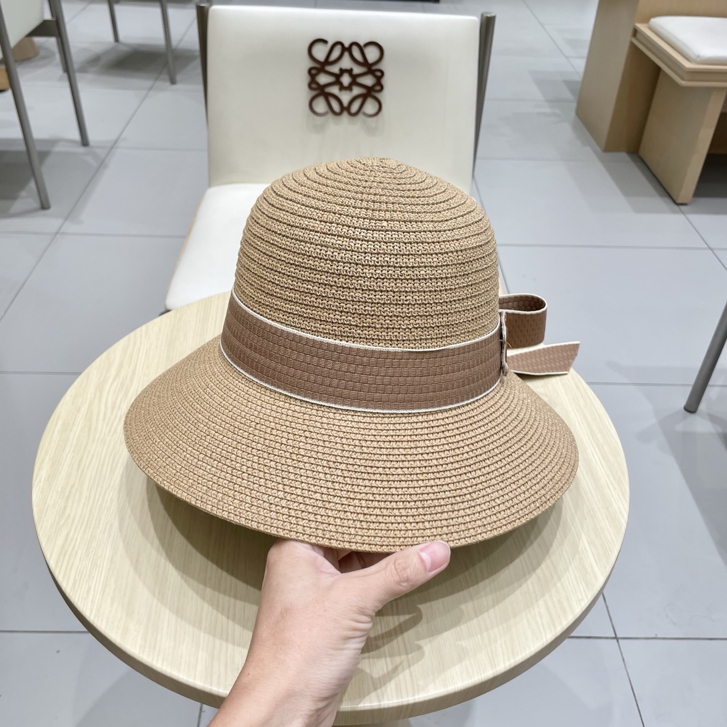    塞琳celien新款草帽，圆顶礼帽，头围57cm