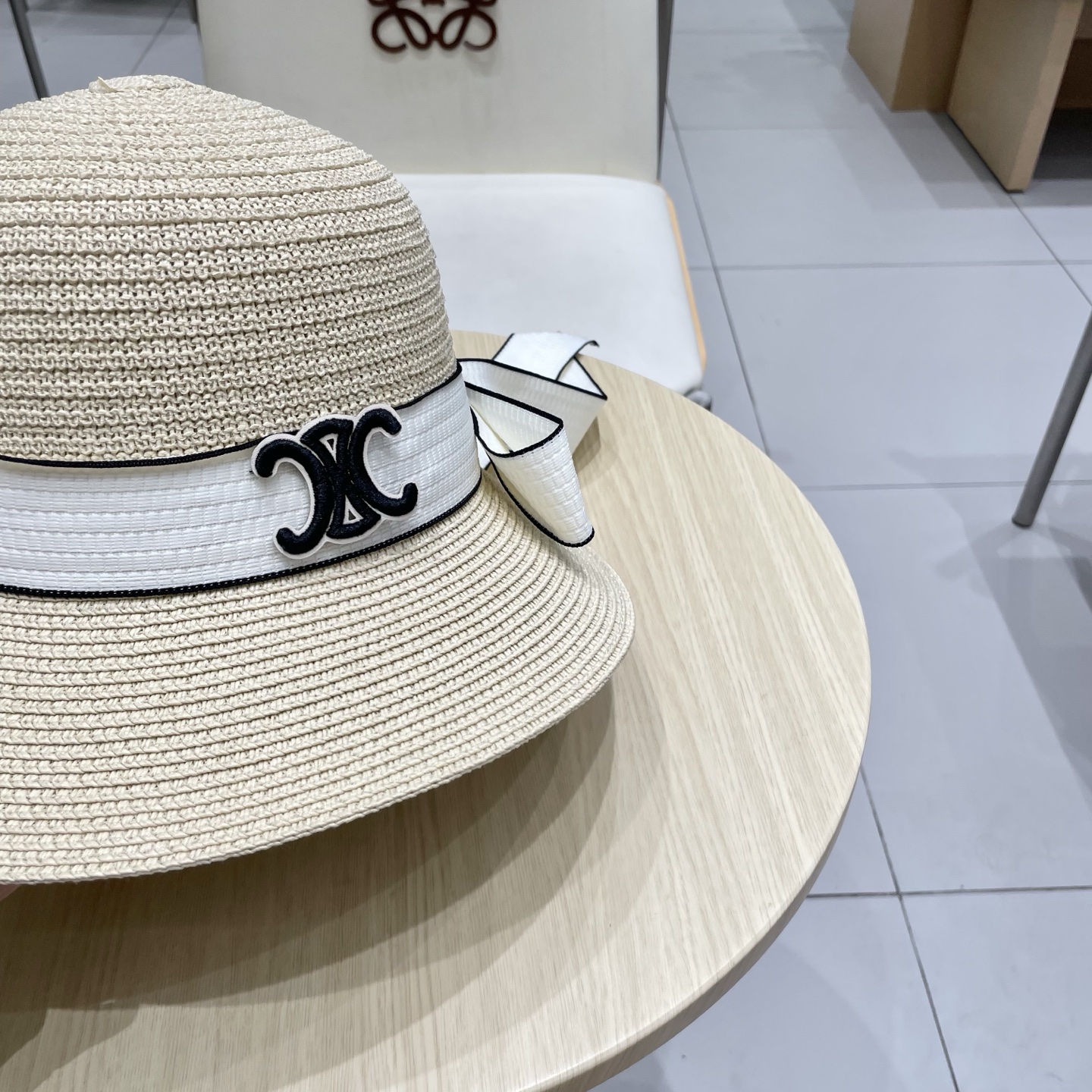    塞琳celien新款草帽，圆顶礼帽，头围57cm