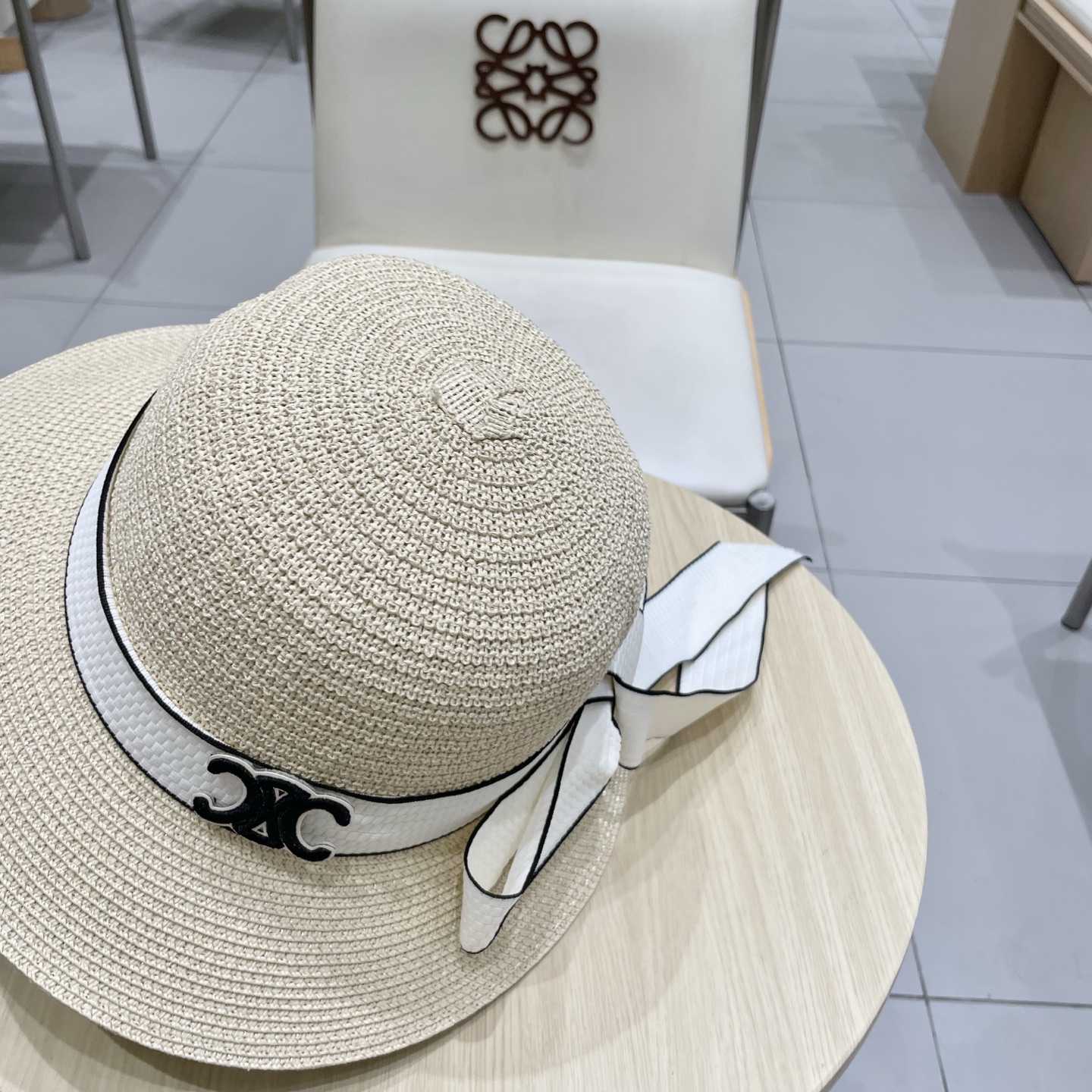    塞琳celien新款草帽，圆顶礼帽，头围57cm