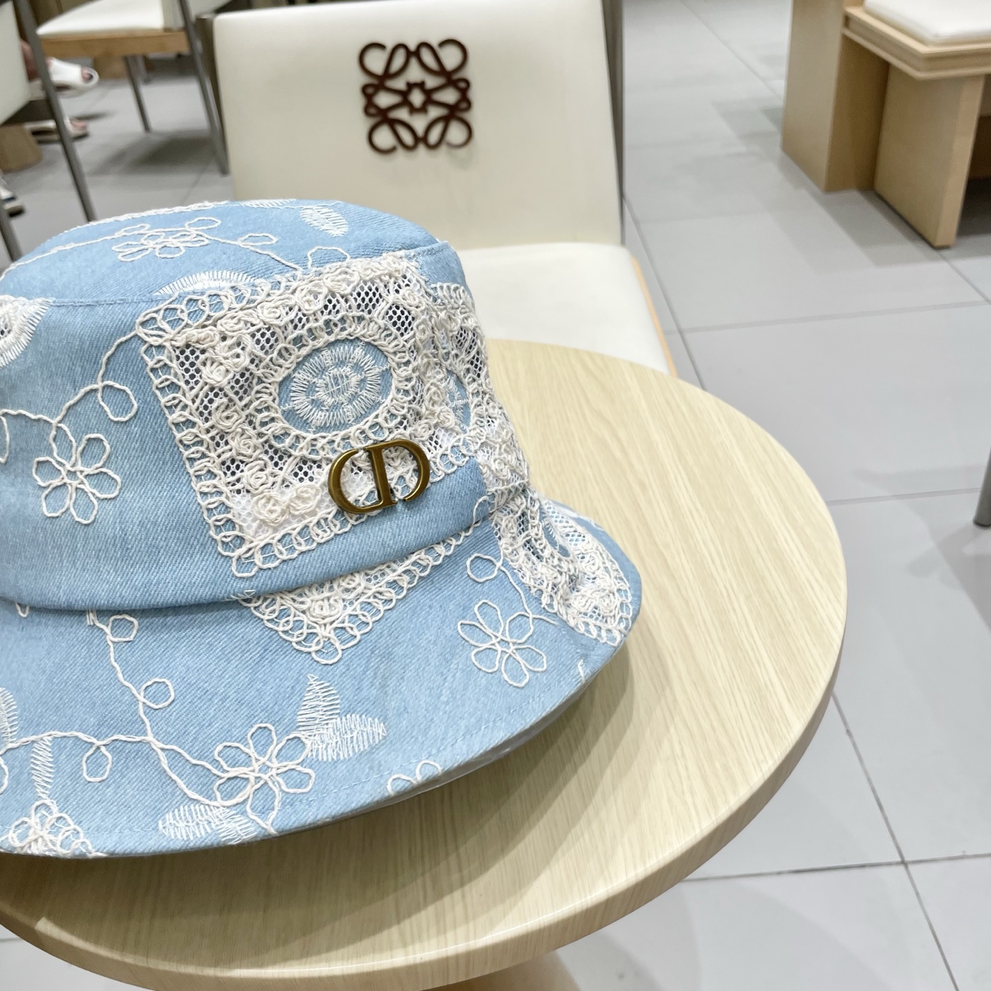  dior迪奥潮流渔夫帽女秋款新款绣花小沿显瘦韩版酷炫青年街头男女帽子