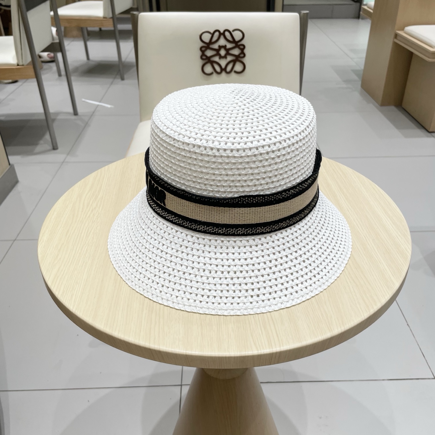  Dior迪奥2025水桶草帽，一顶超级有品位的草帽了~出街首选！帽型超美腻颜色妥妥，