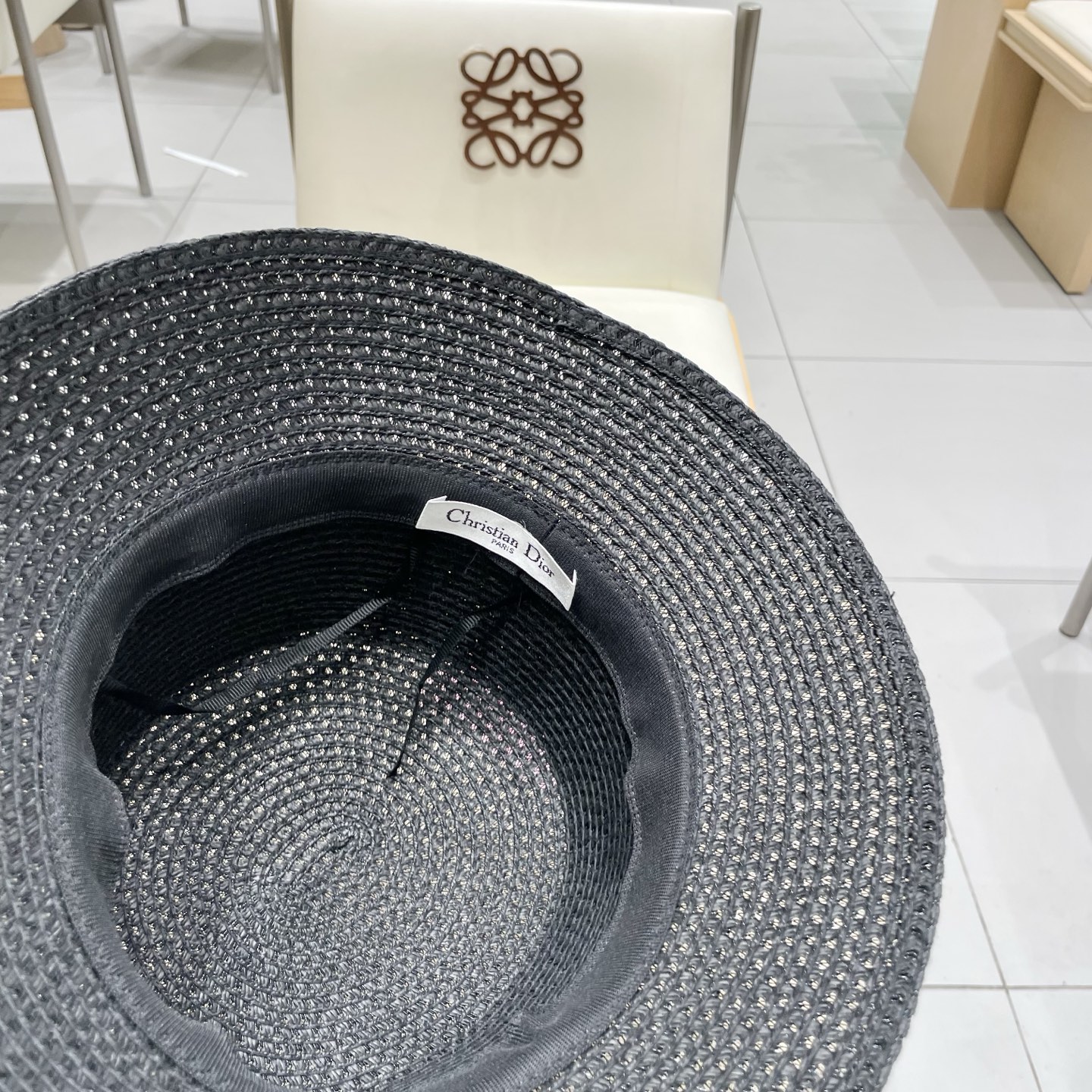  Dior迪奥2025水桶草帽，一顶超级有品位的草帽了~出街首选！帽型超美腻颜色妥妥，