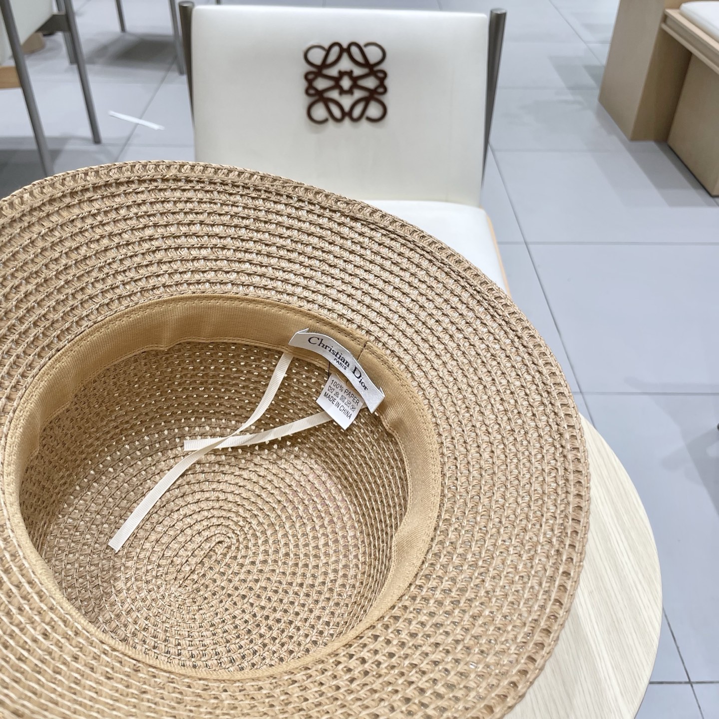  Dior迪奥2025水桶草帽，一顶超级有品位的草帽了~出街首选！帽型超美腻颜色妥妥，