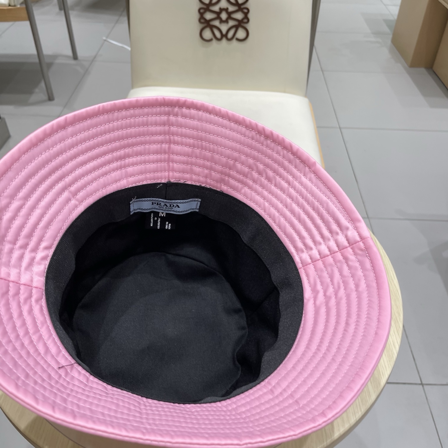  PRADA普拉达官网新款遮阳渔夫帽、防紫外线布帽，可折叠头围57cm