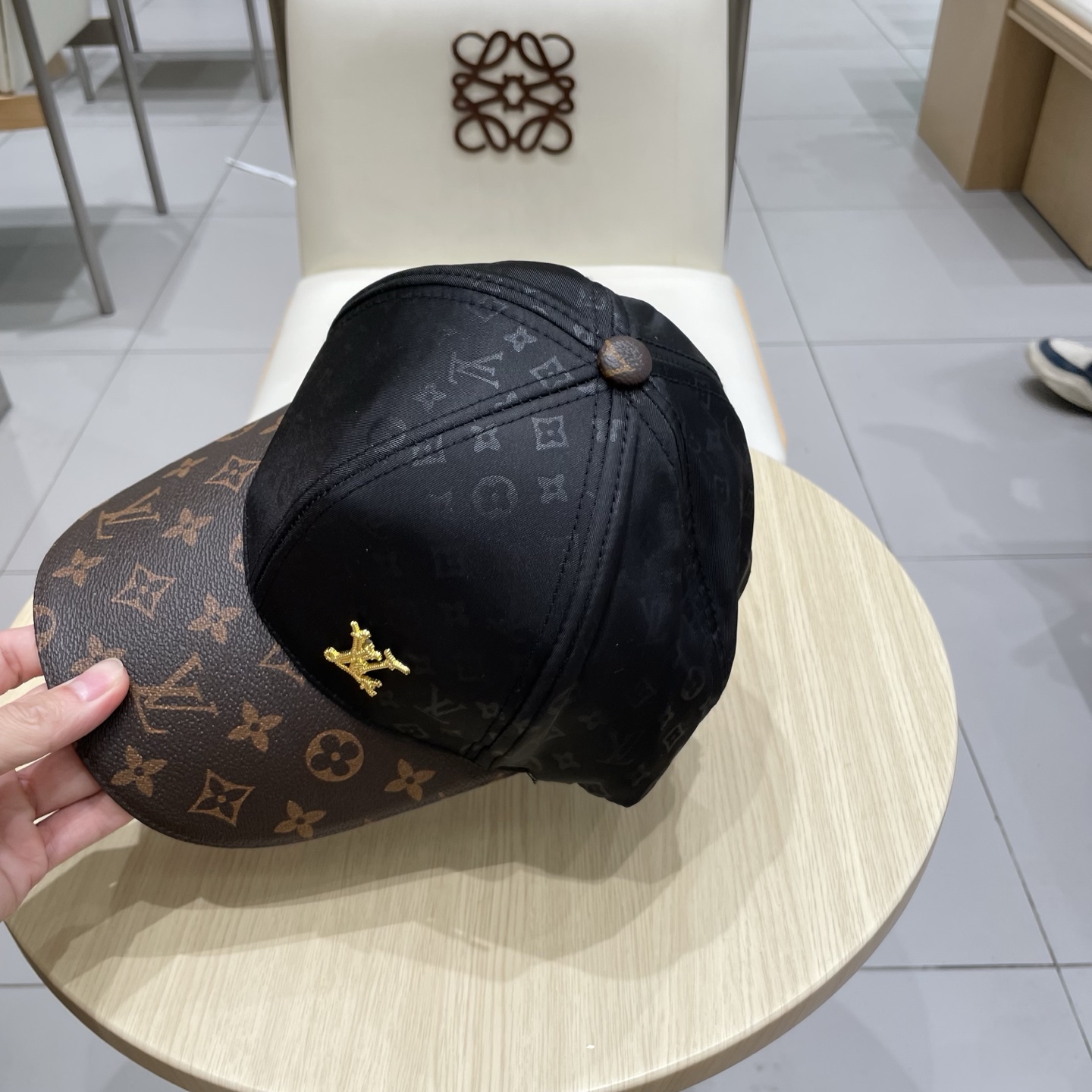  🧢路易威登lv棒球帽 LouisVuitton😍新款重工打造♥️高端大气，百搭款🤗男女通用！