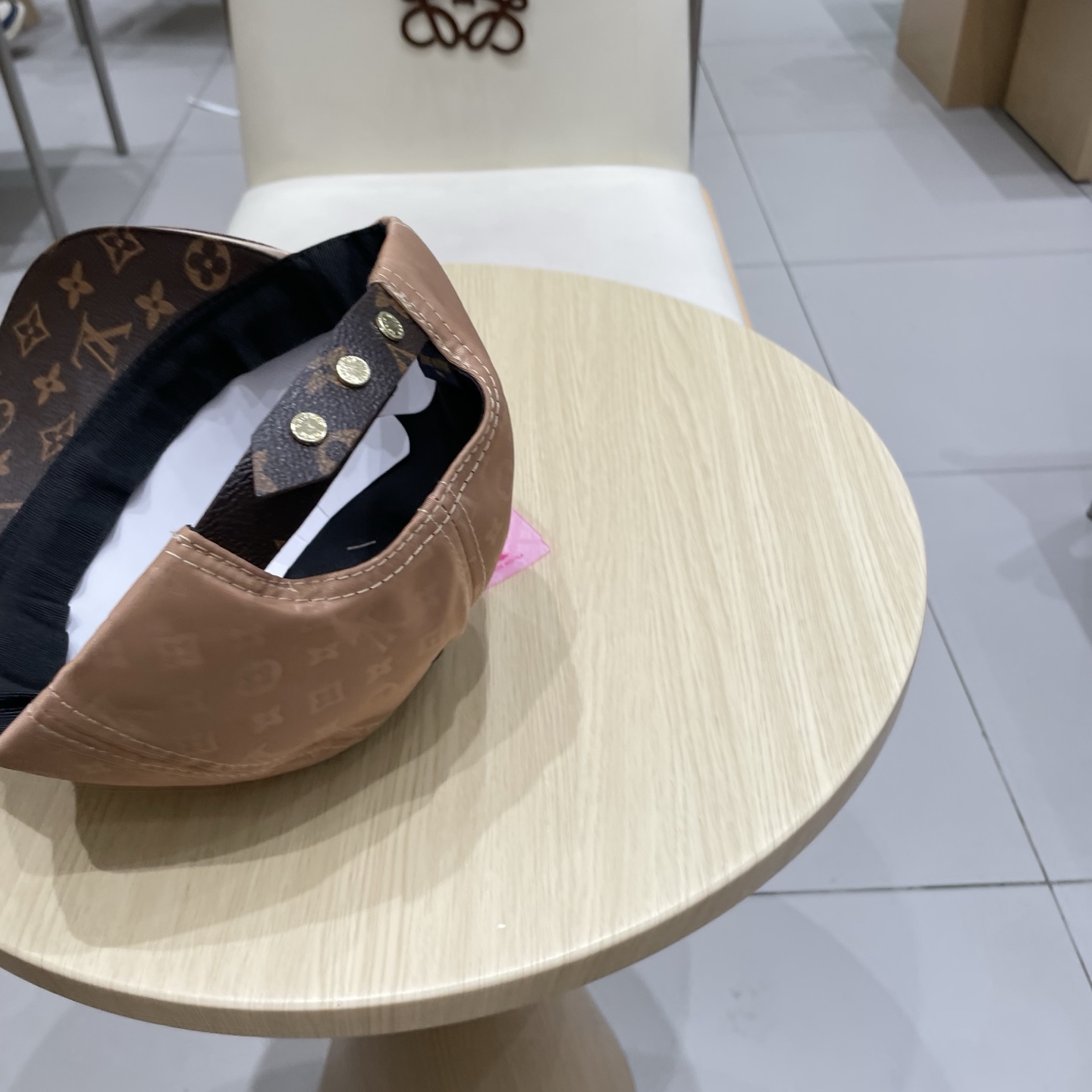  🧢路易威登lv棒球帽 LouisVuitton😍新款重工打造♥️高端大气，百搭款🤗男女通用！