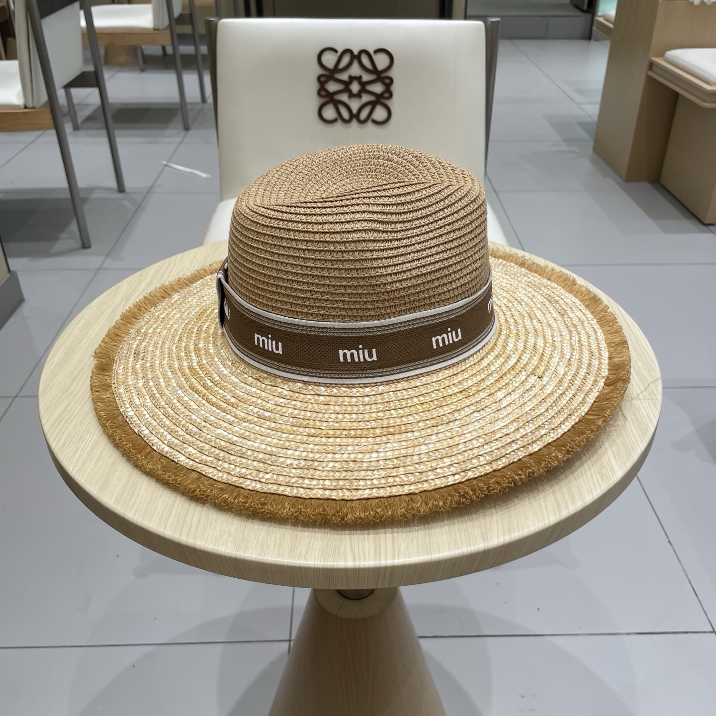  缪缪miumiu新款巴拿马草帽，高级定制，名媛风，夏季防晒防紫外线，出行必备，百搭好看